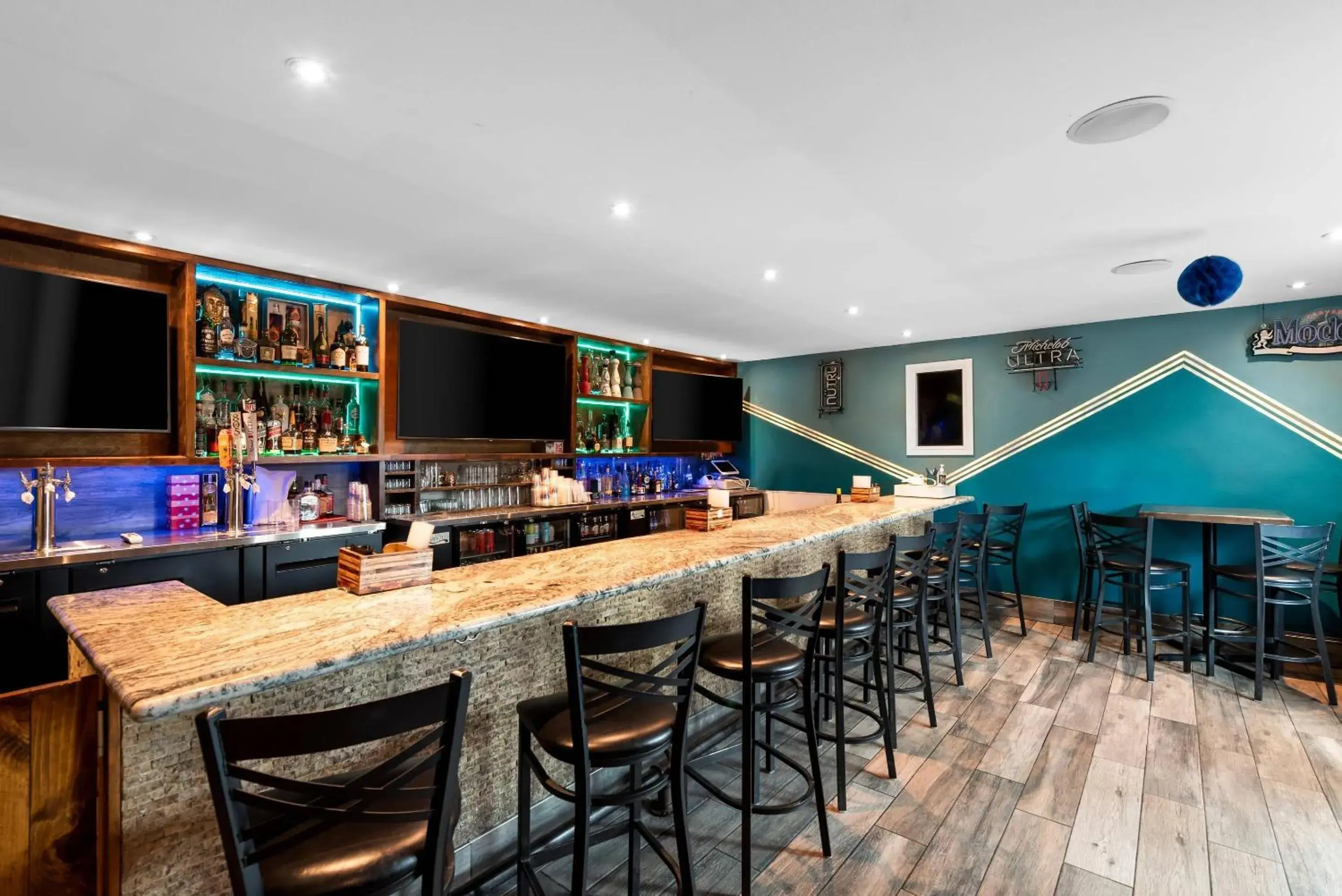 Lounge or bar in MainStay Suites El Centro I-8 Lounge or bar in MainStay Suites El Centro I-8