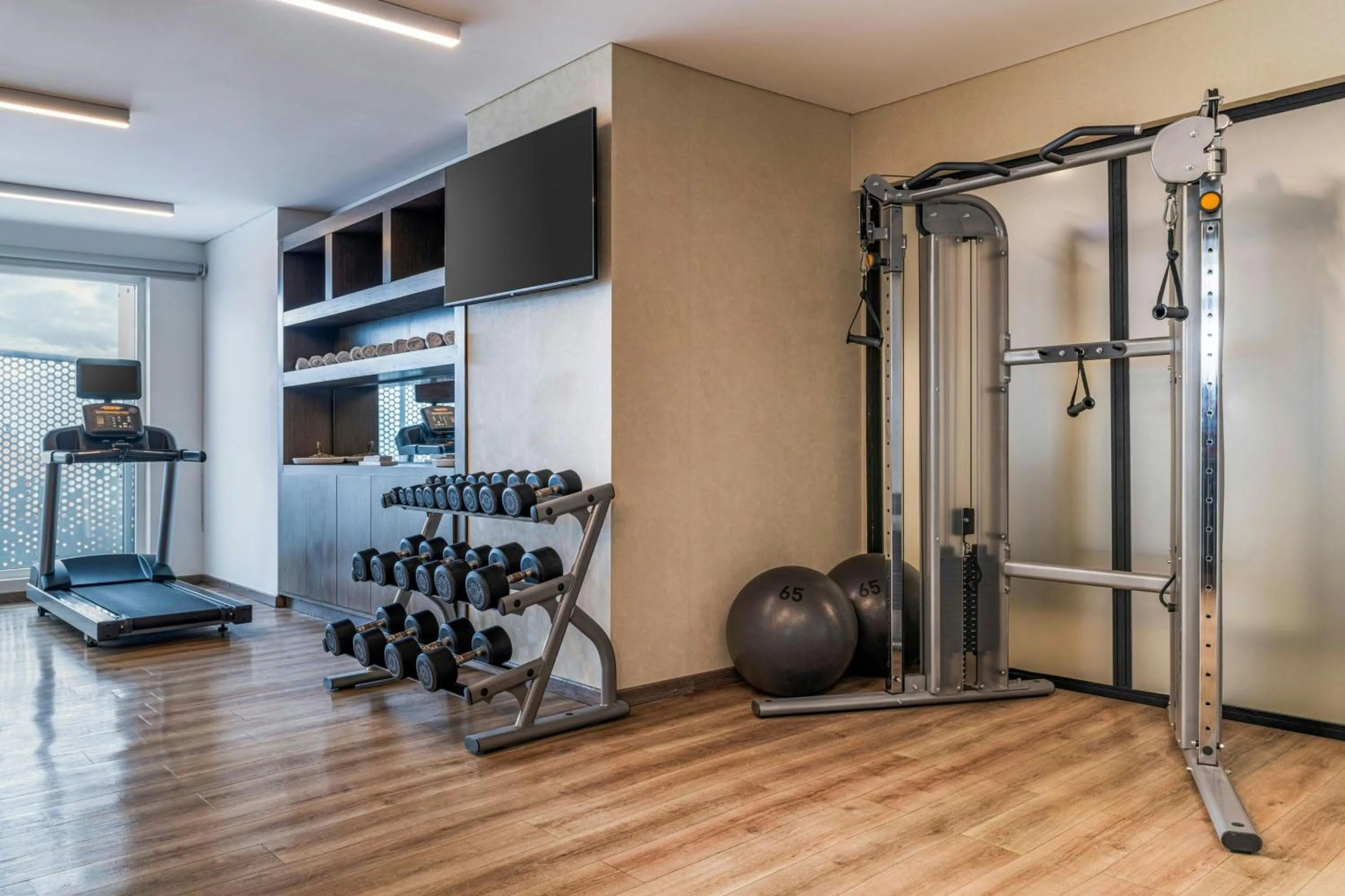 Fitness centre/facilities in AC Hotel by Marriott Bogota Zona T