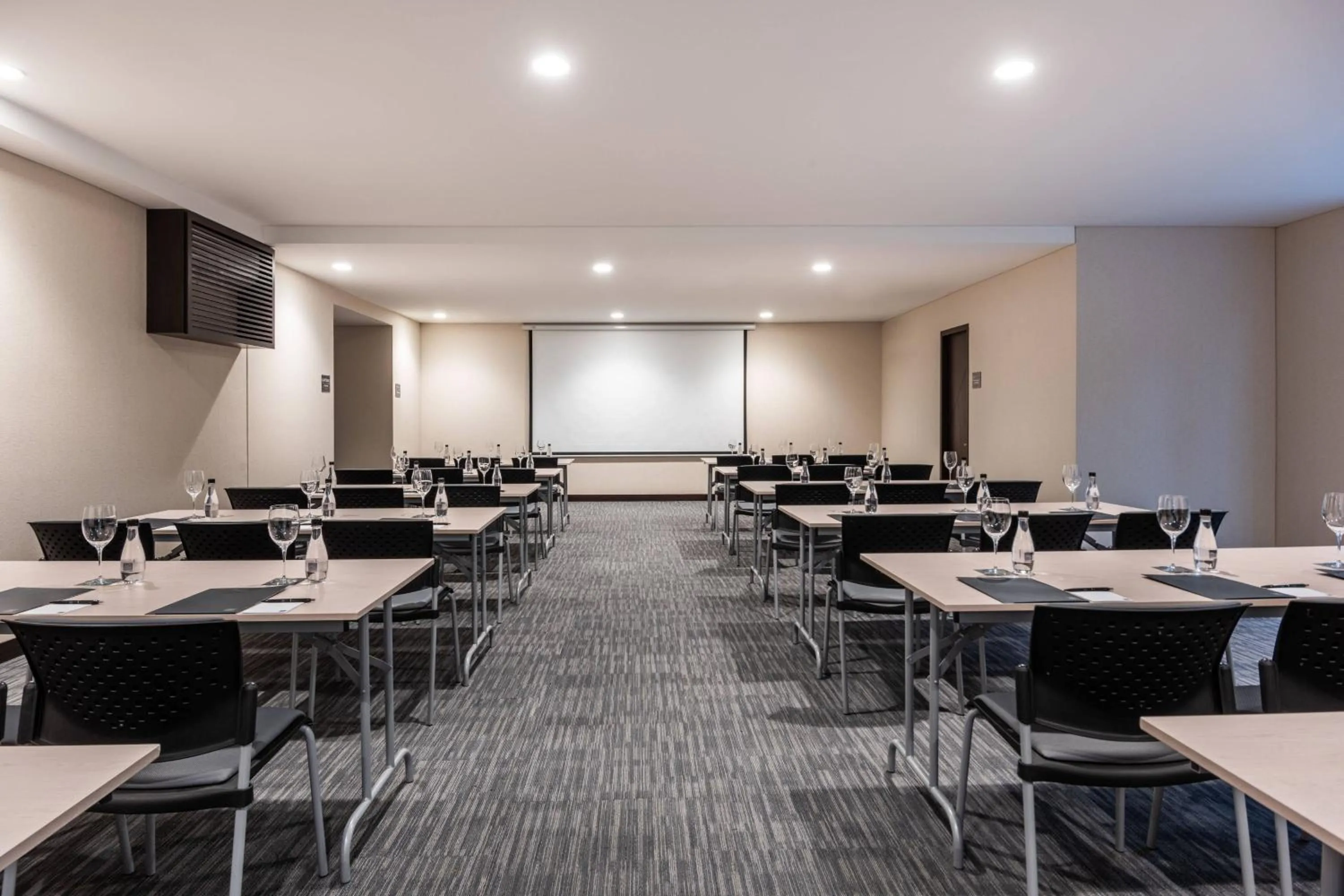 Meeting/conference room in AC Hotel by Marriott Bogota Zona T