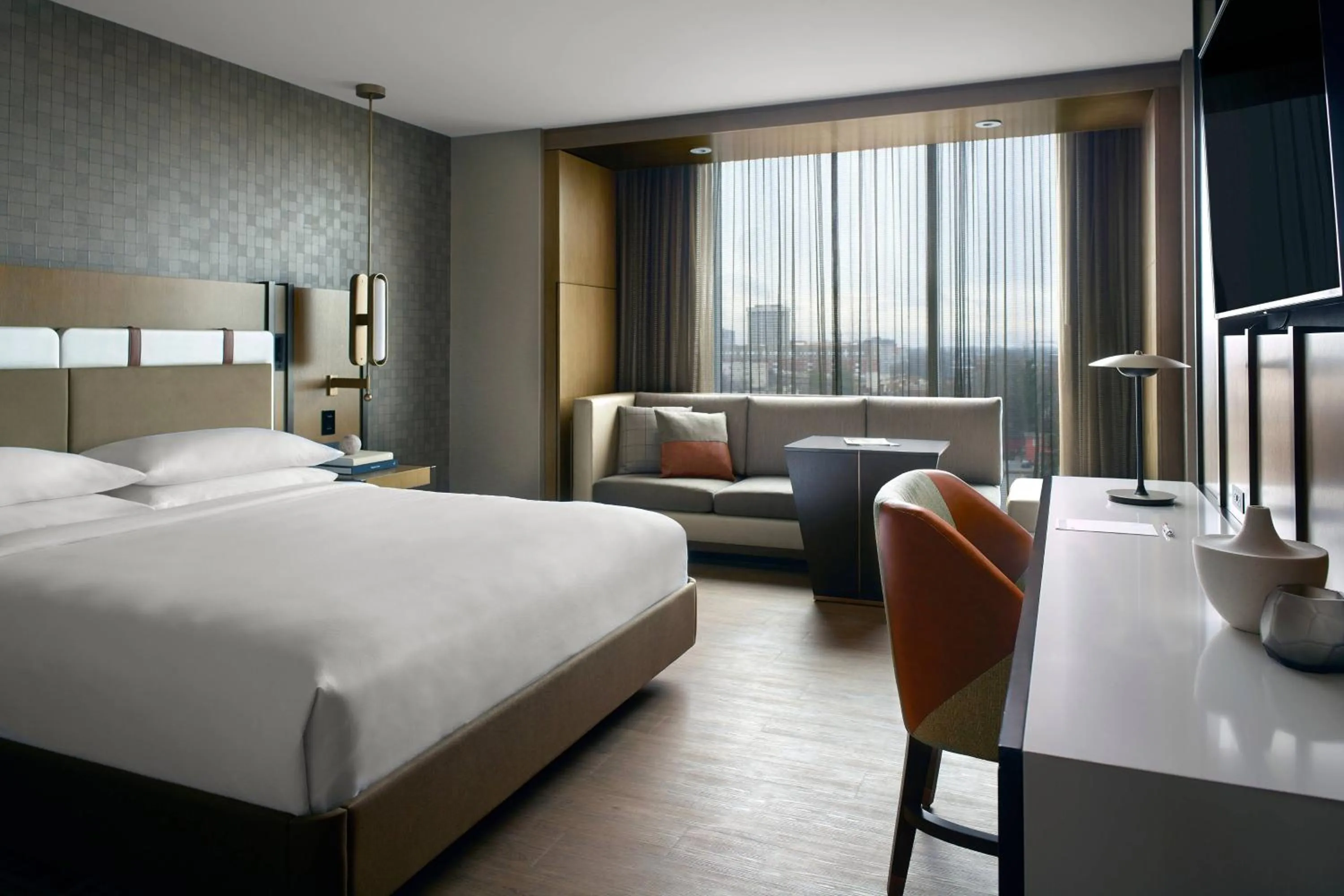 Bedroom, Bed in Lexington Marriott City Center