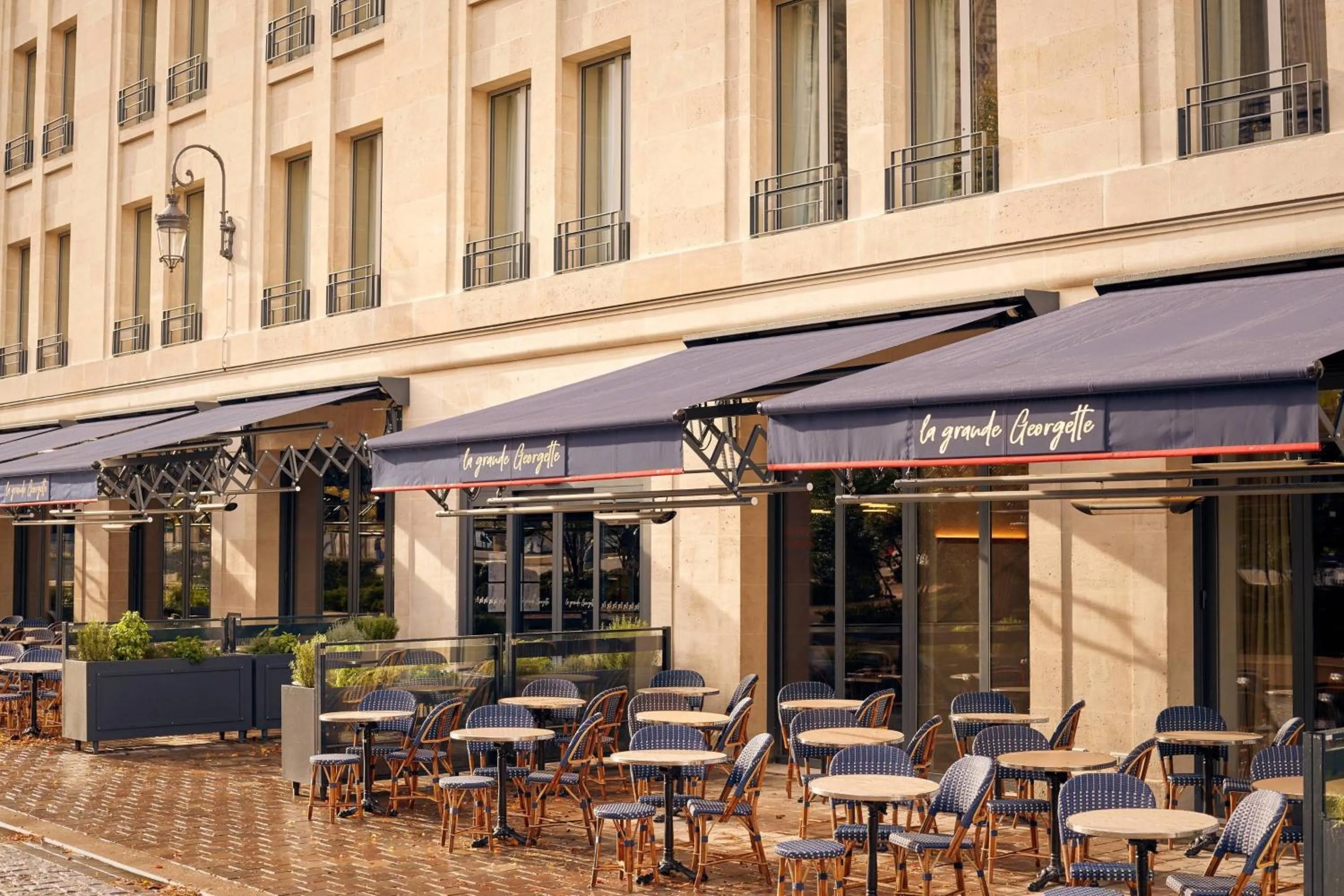 Restaurant/places to eat in La Caserne Chanzy Hotel & Spa, Autograph Collection