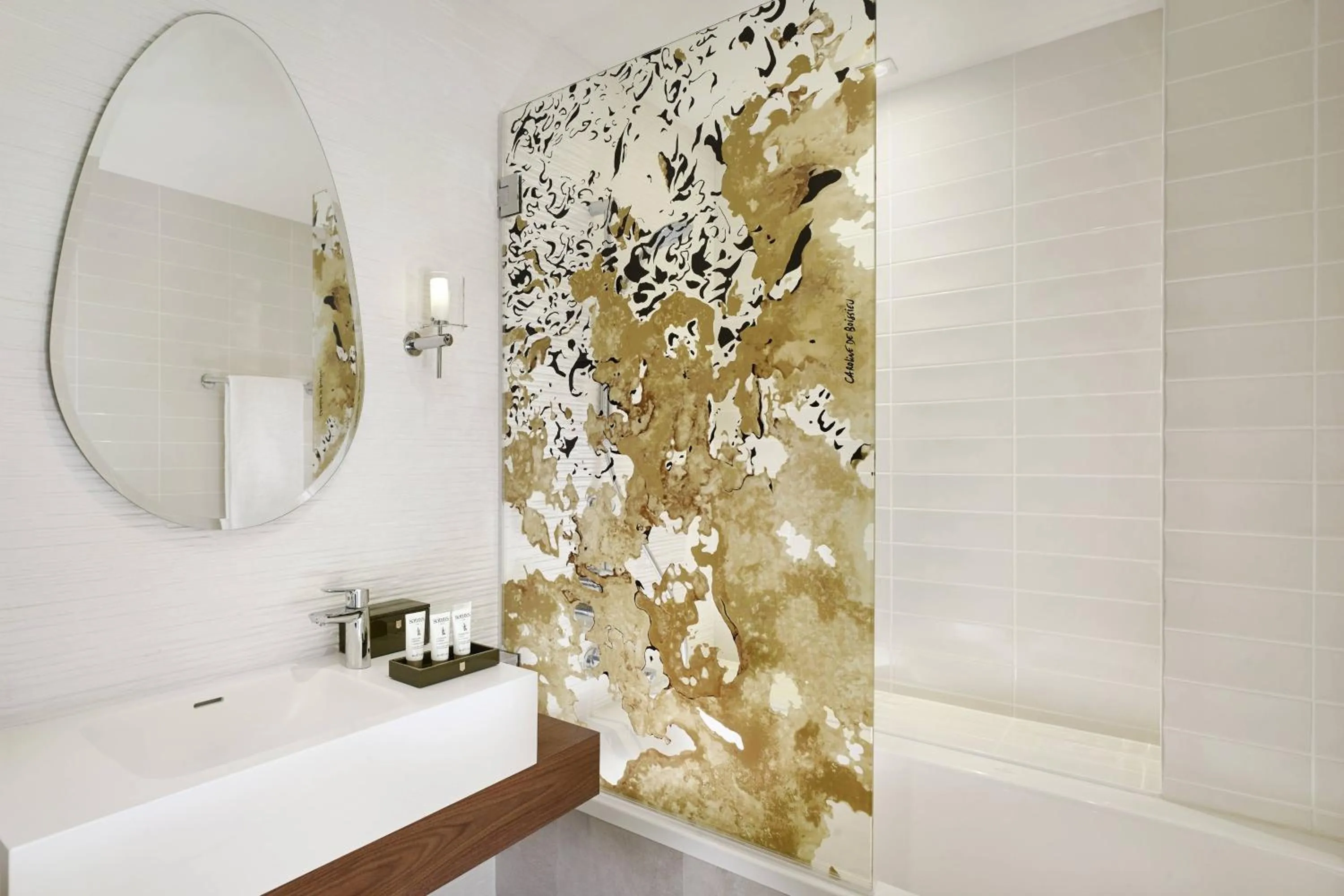 Bathroom in La Caserne Chanzy Hotel & Spa, Autograph Collection