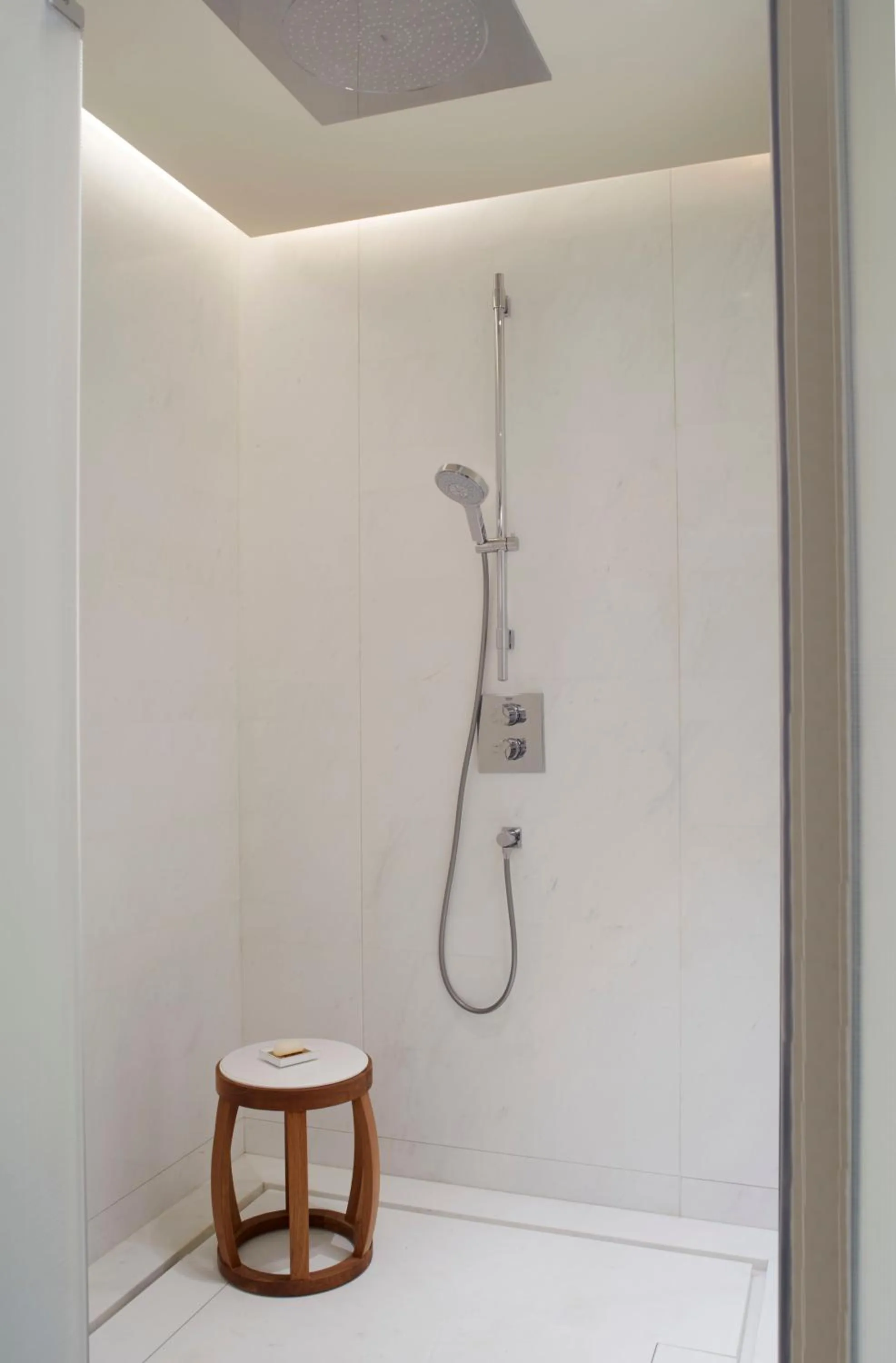 Shower in The Ritz-Carlton, Xi'an