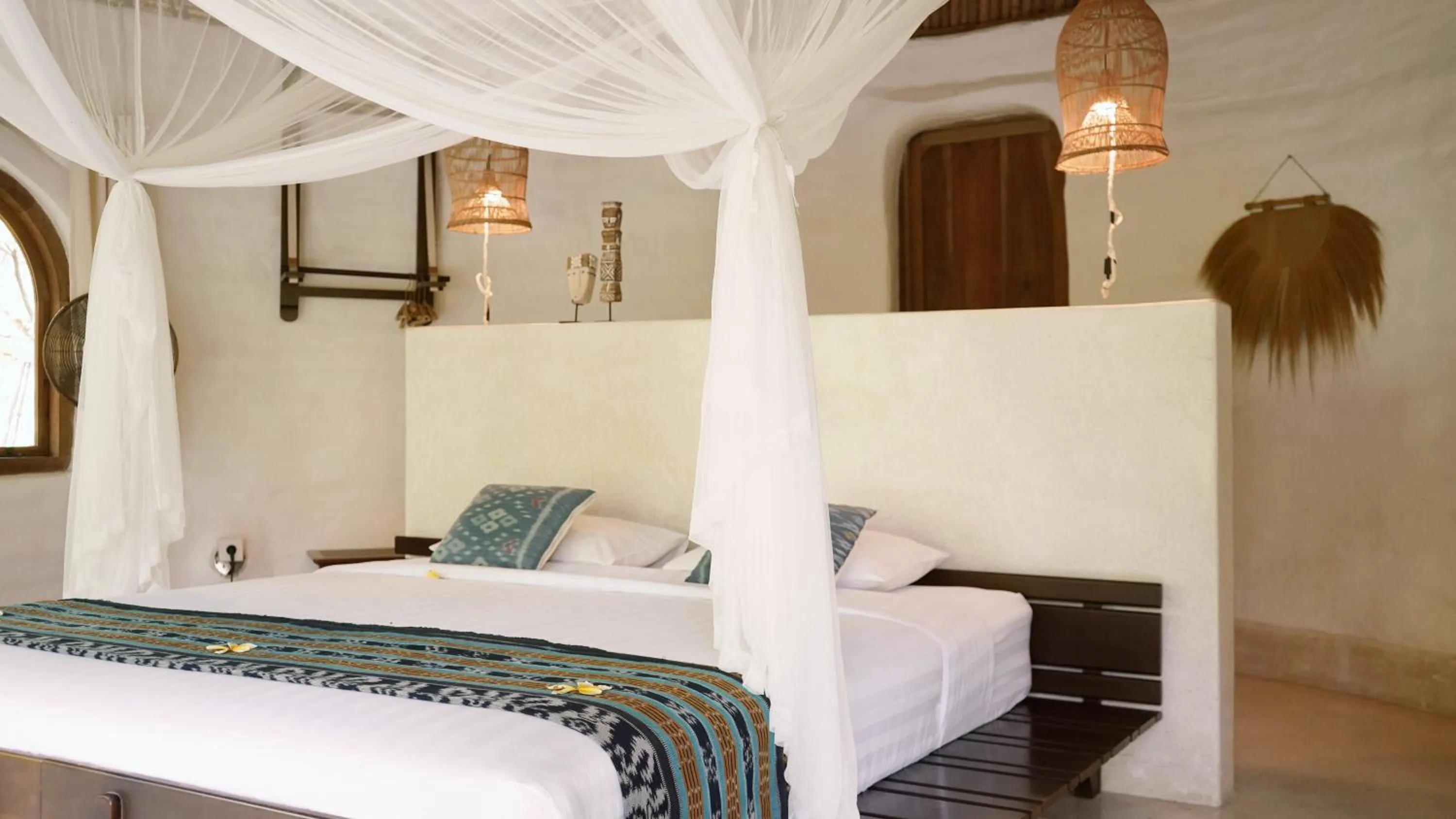 Bed in Mana Earthly Paradise