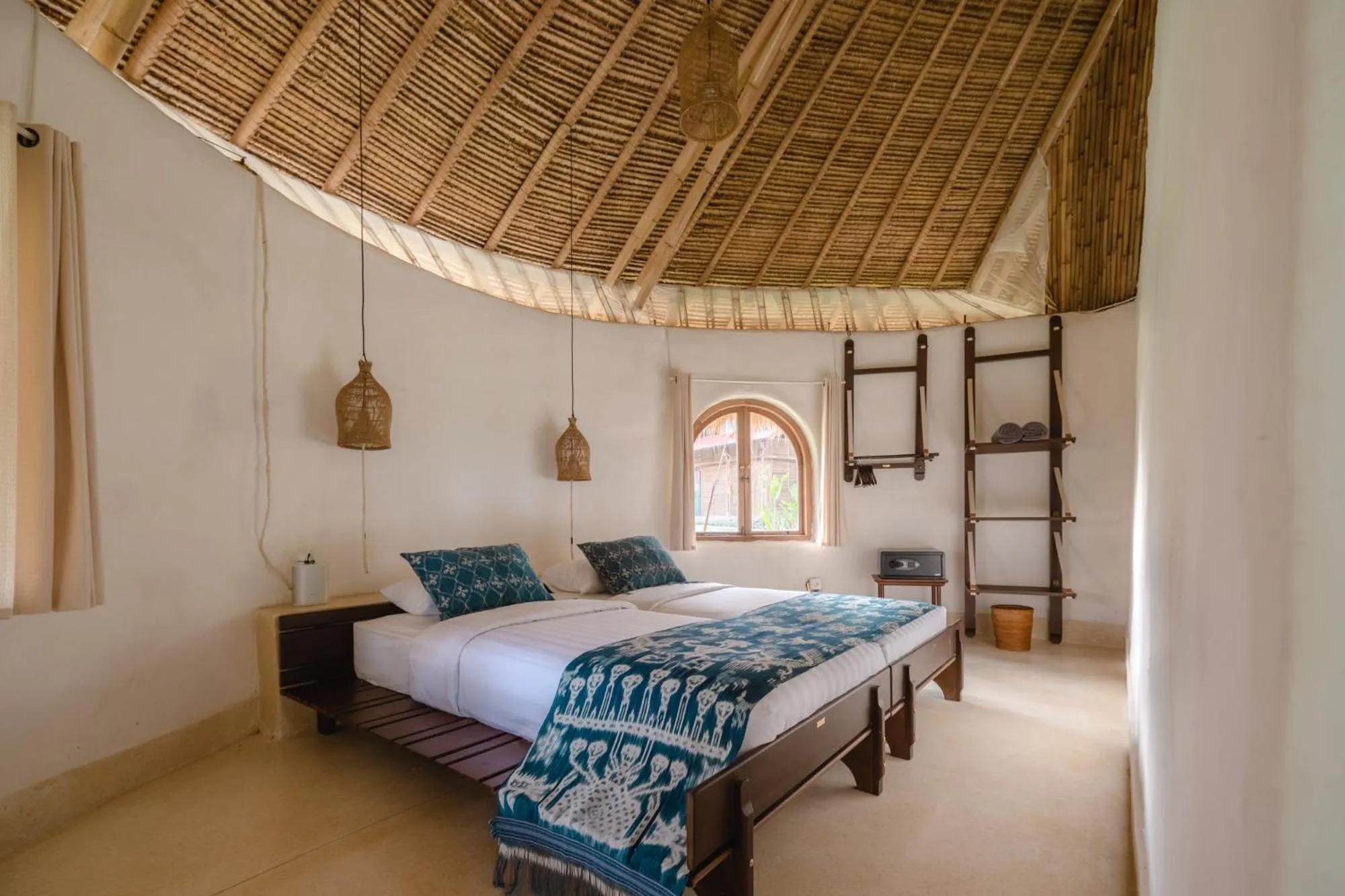 Bed in Mana Earthly Paradise