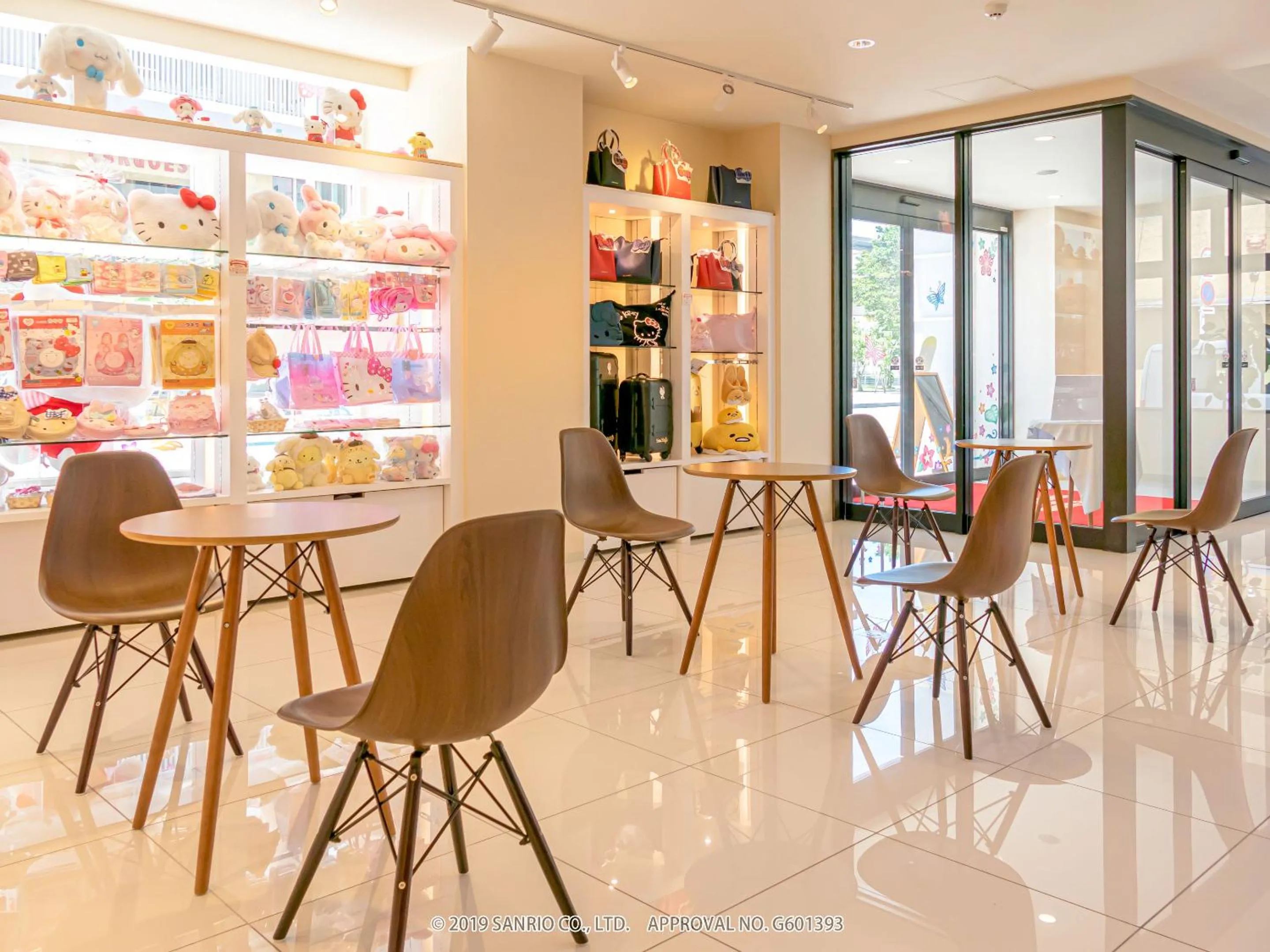 Shopping Area in HOTEL OKINAWA WITH SANRIO CHARACTERS
