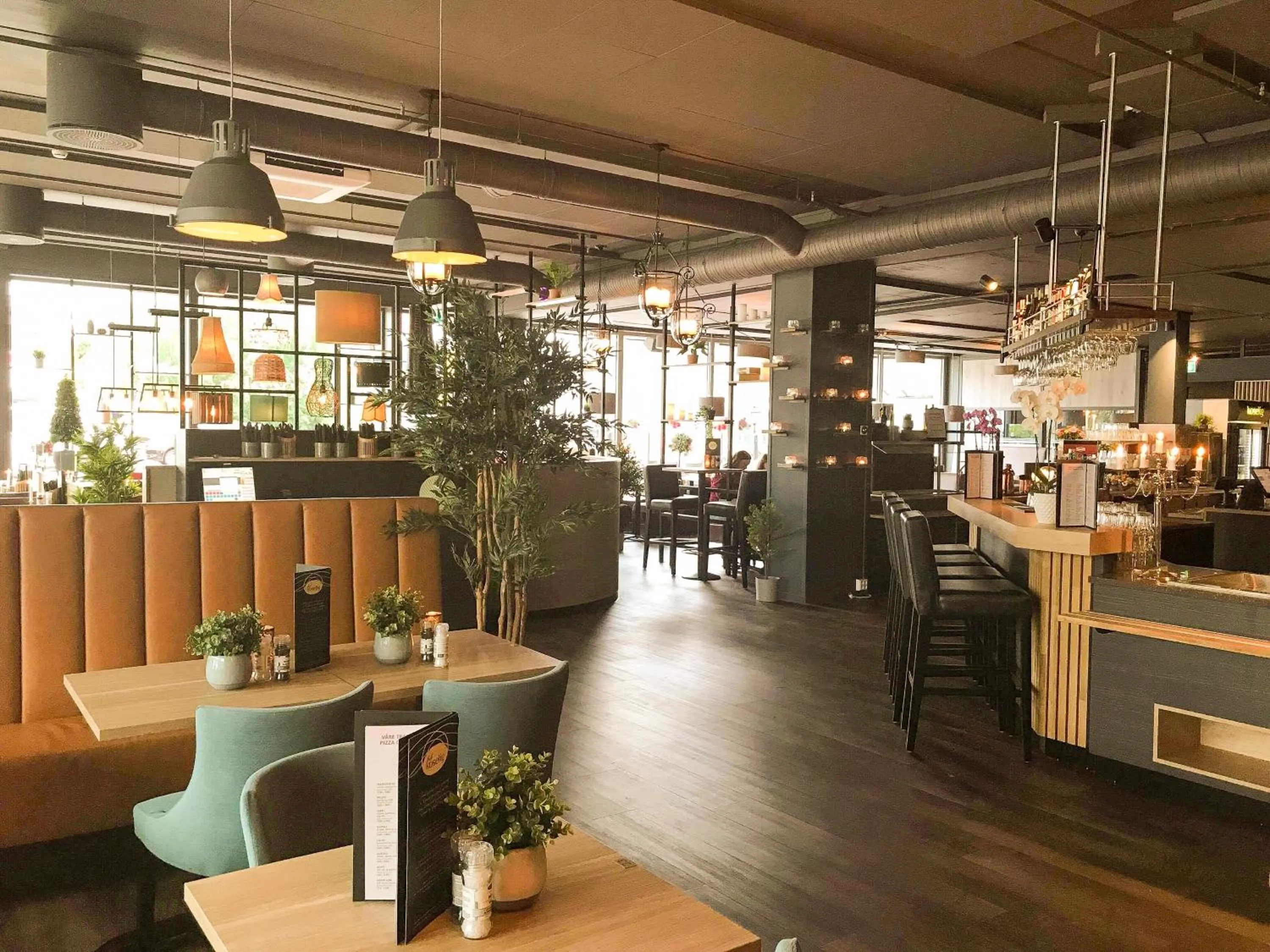 Restaurant/places to eat in Hotell Koselig