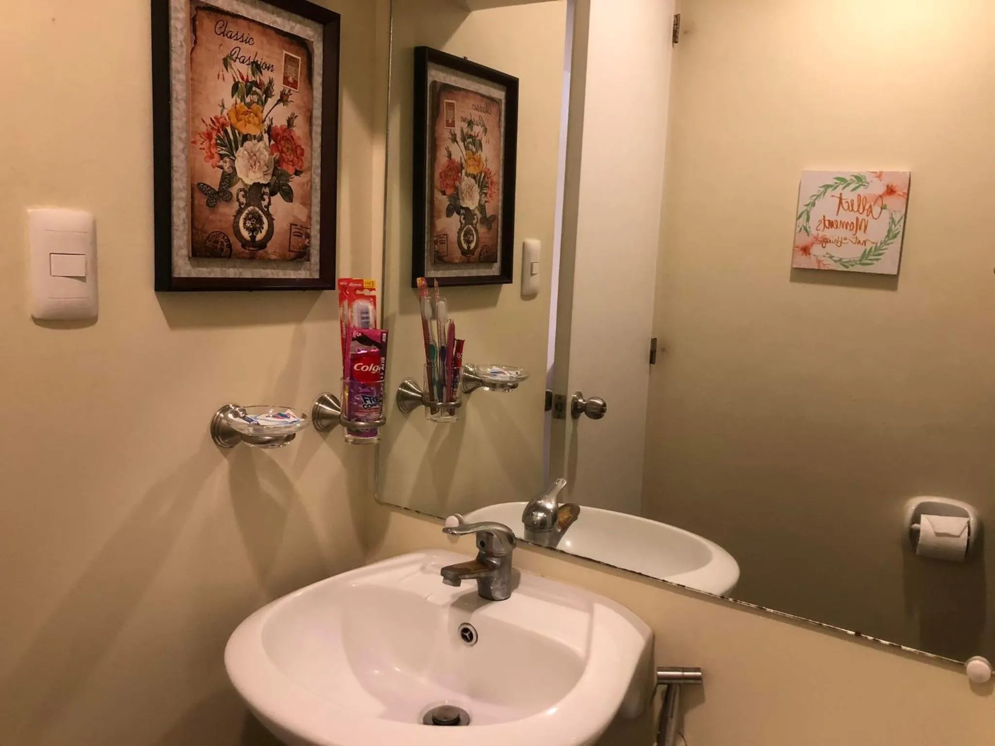 Bathroom in IT PARK, Cebu City, Twin Beds Avida Riala - unlimited data fast internet up to 100mbps