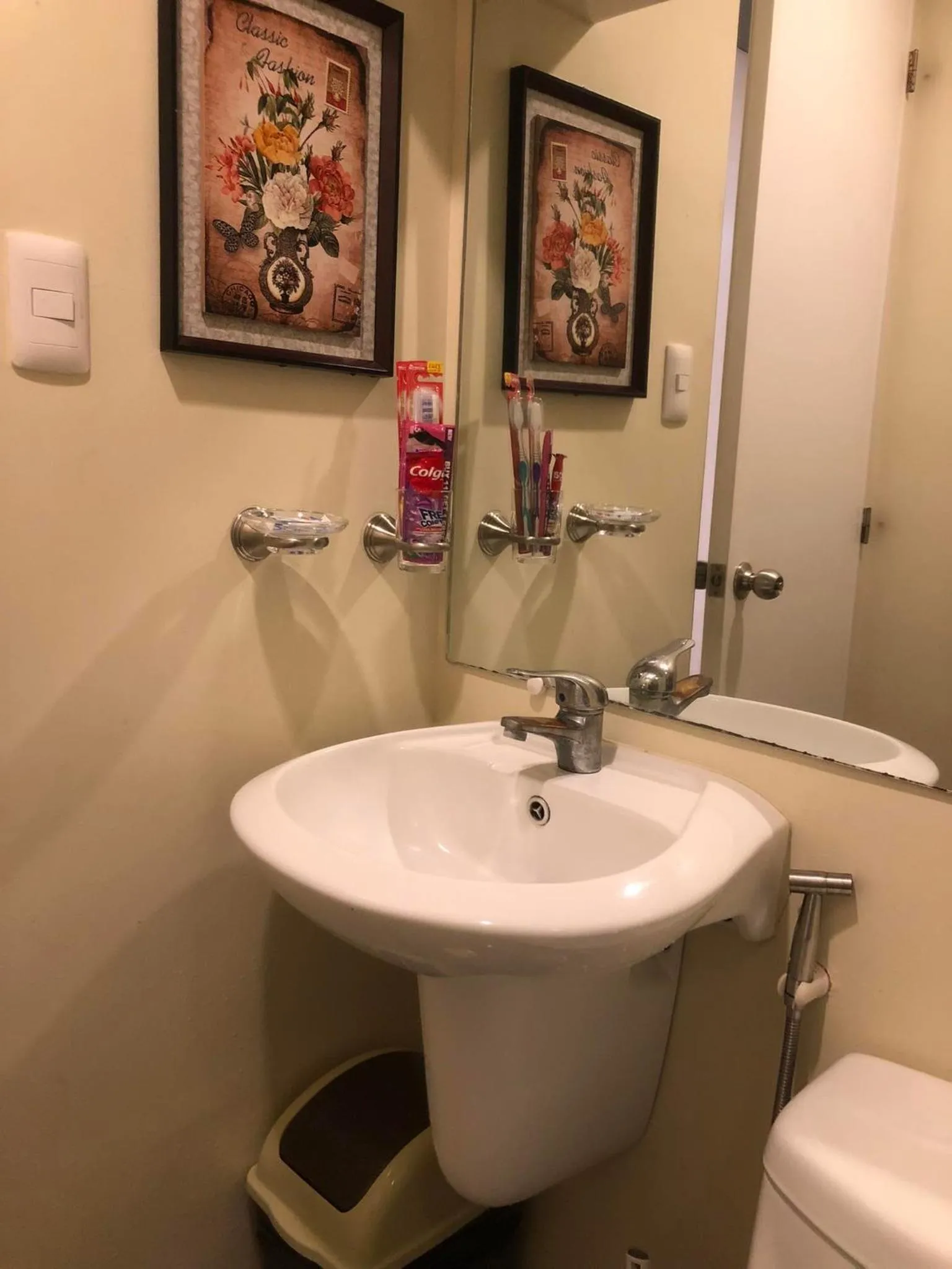 Bathroom in IT PARK, Cebu City, Twin Beds Avida Riala - unlimited data fast internet up to 100mbps