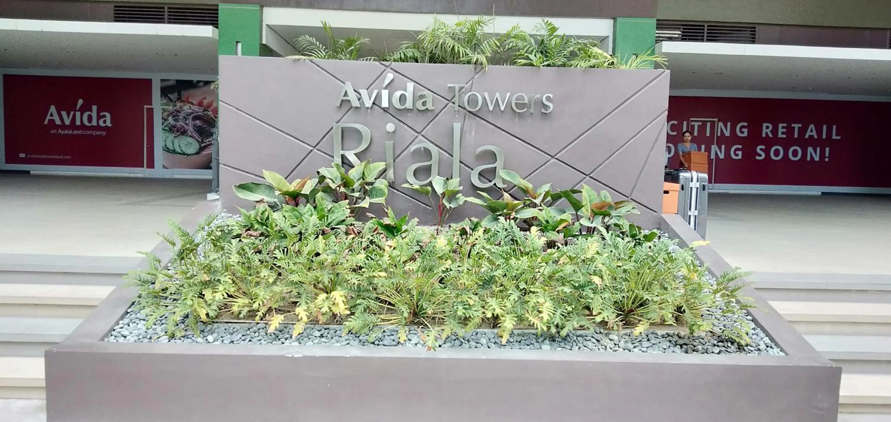 Property building in IT PARK, Cebu City, Twin Beds Avida Riala - unlimited data fast internet up to 100mbps
