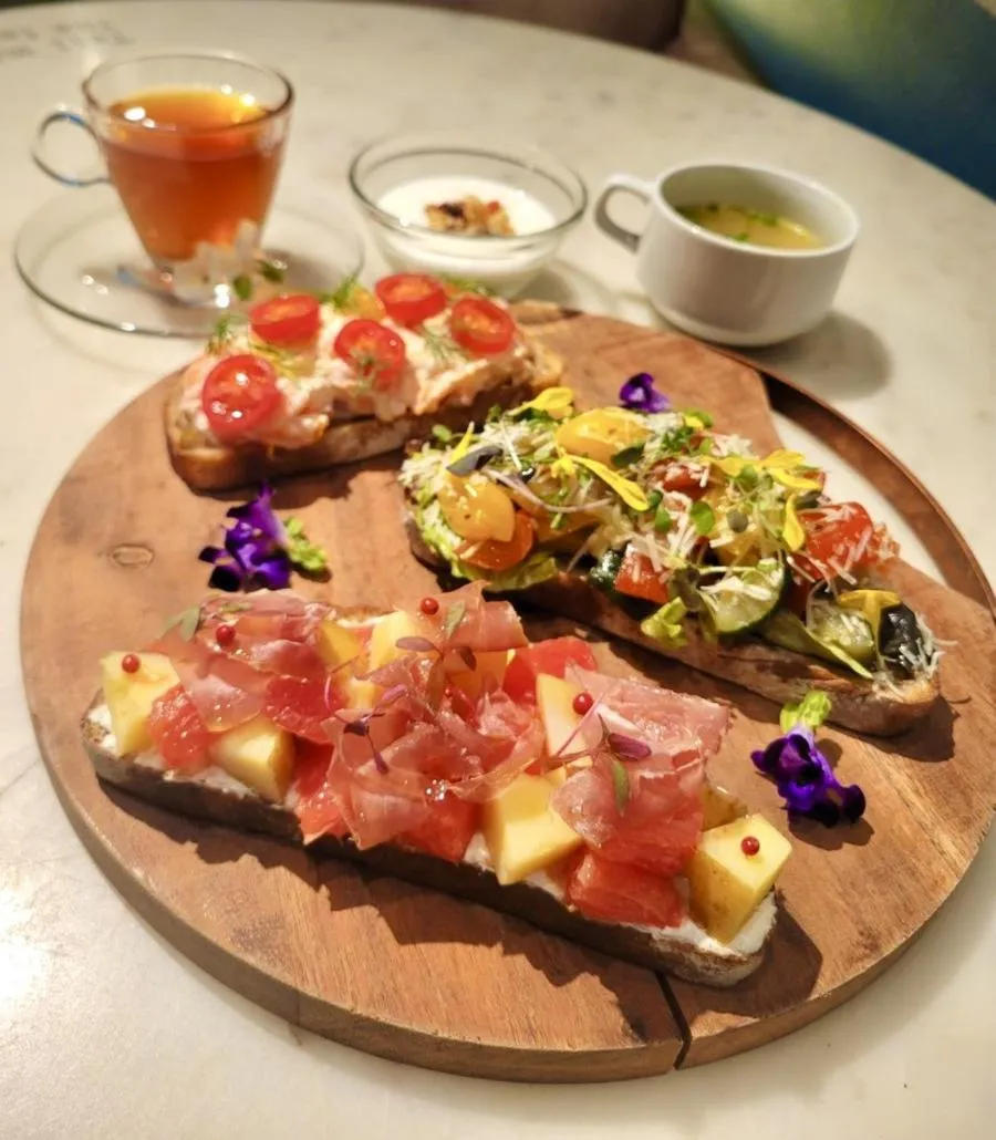 Breakfast in node hotel