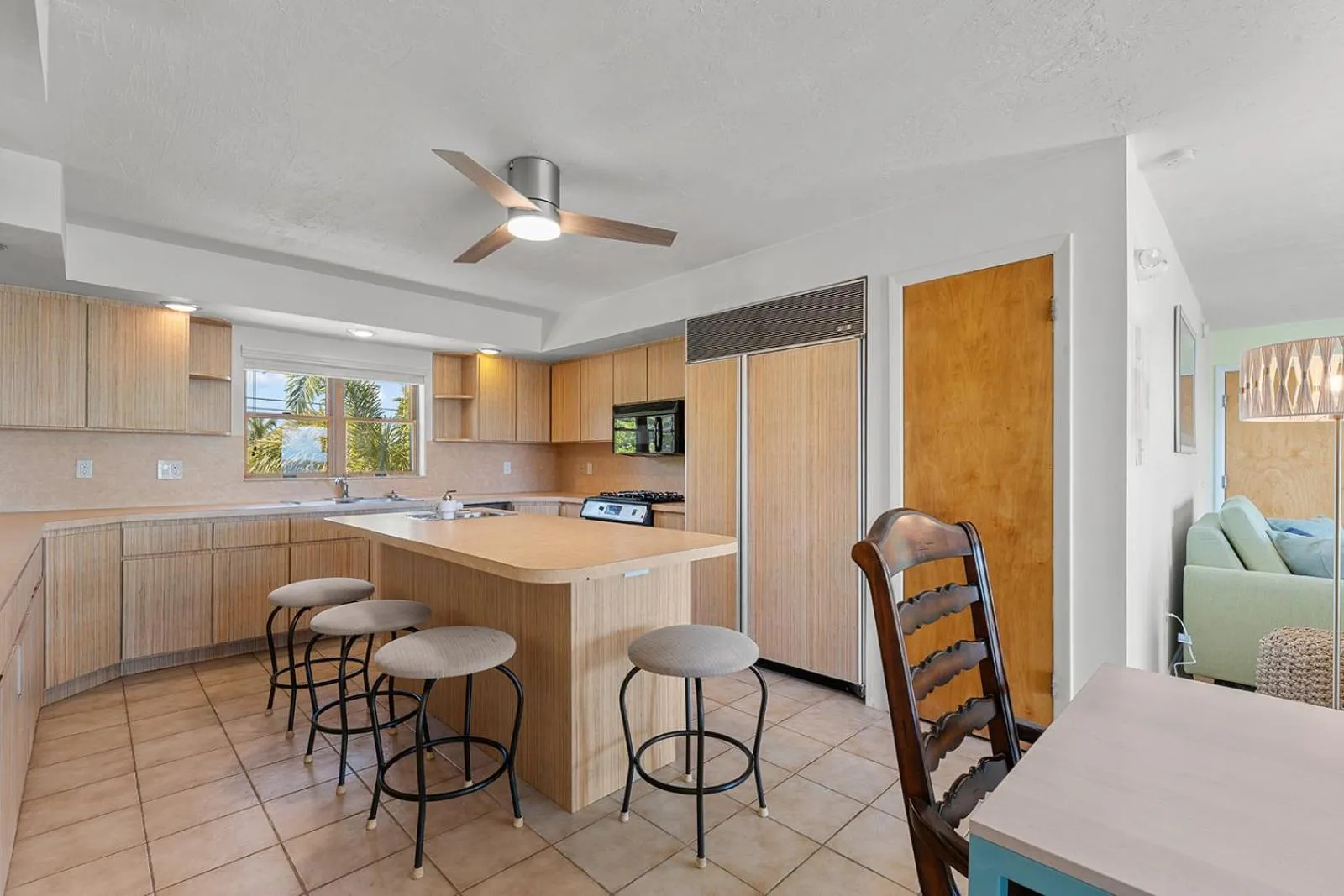 Living room in Parmer's Resort