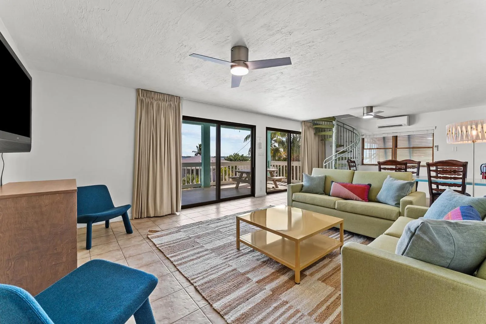 Living room in Parmer's Resort