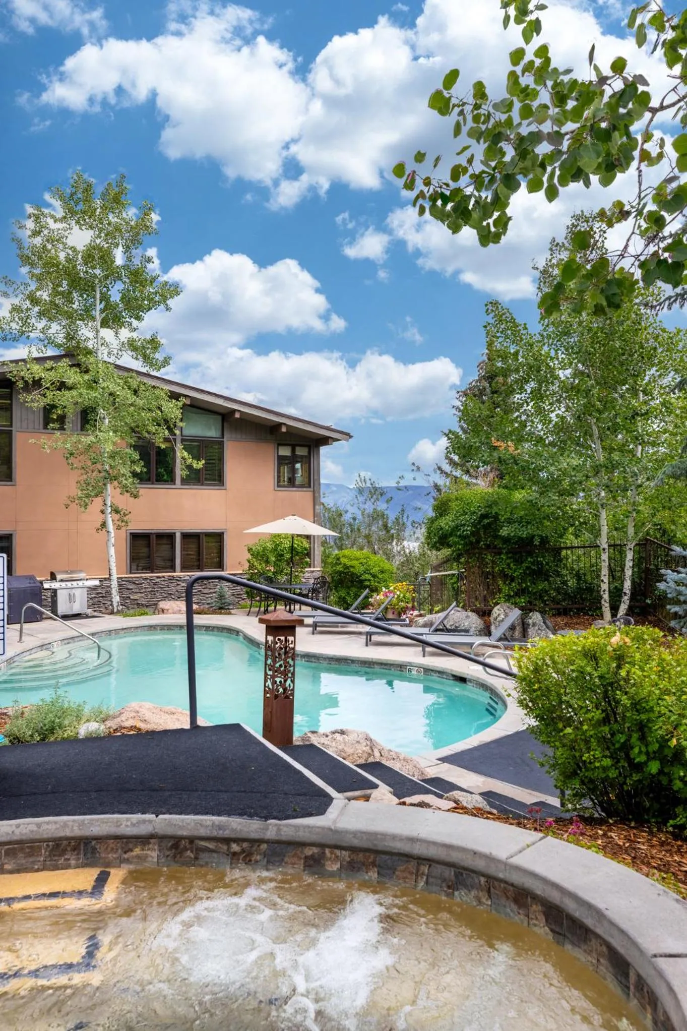Swimming pool in Aspenwood - CoralTree Residence Collection