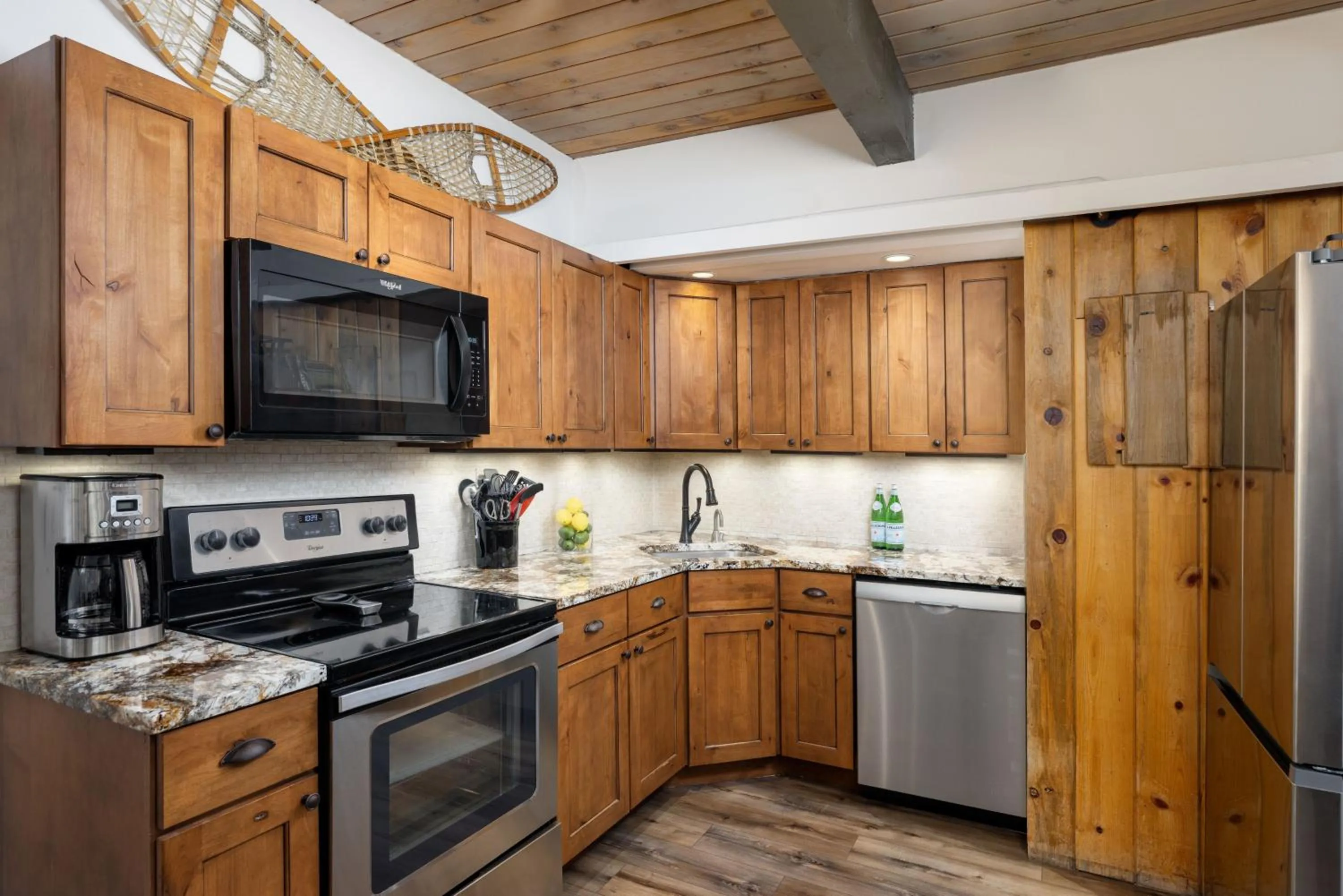 Kitchen or kitchenette in Aspenwood - CoralTree Residence Collection