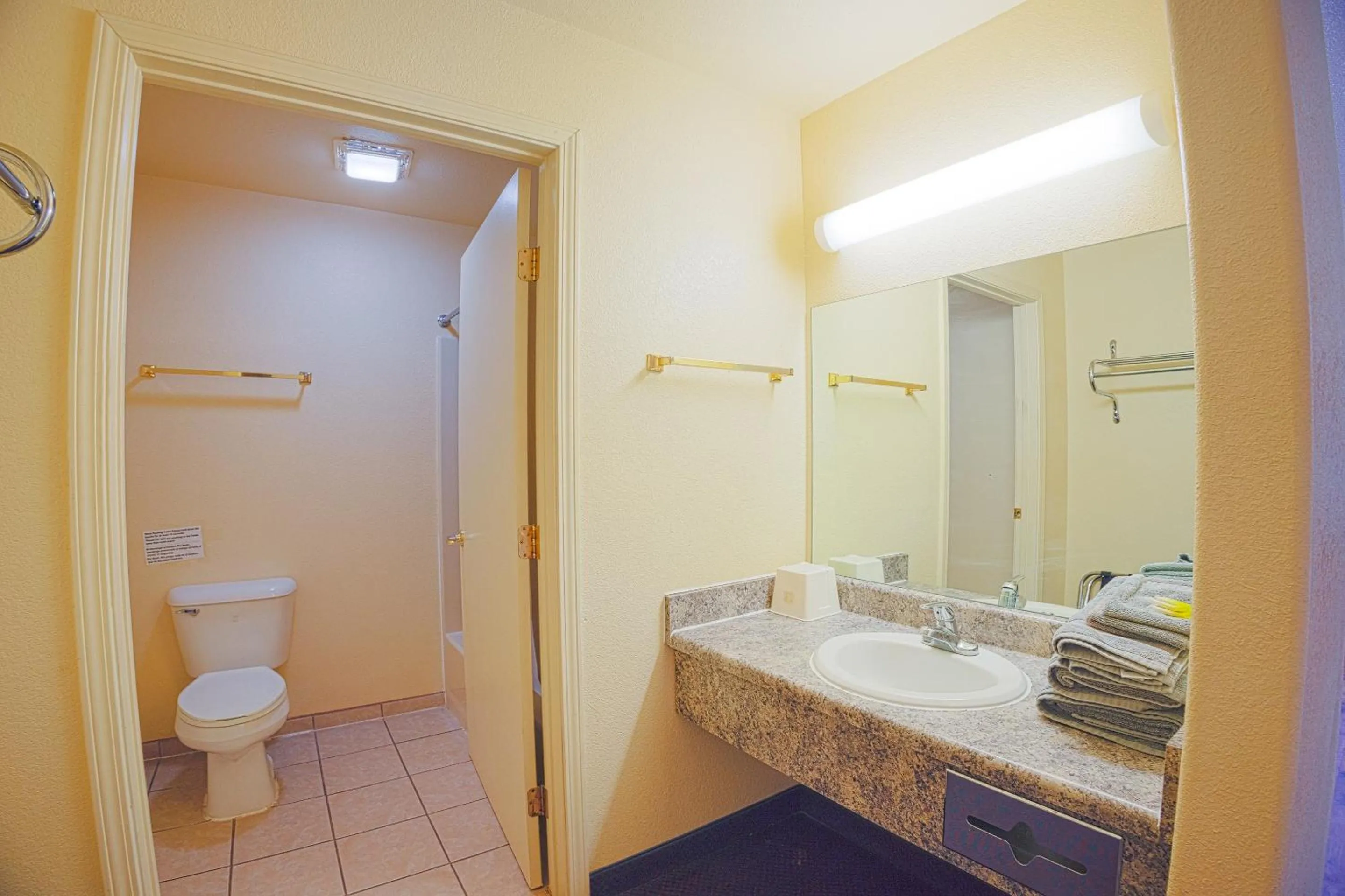Bathroom in Holiday Motel By OYO Lordsburg I-10