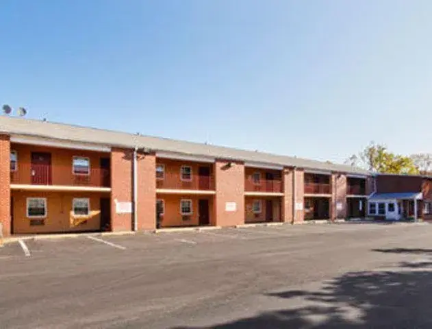 Facade/entrance in Mainstreet Inn Facade/entrance in Mainstreet Inn