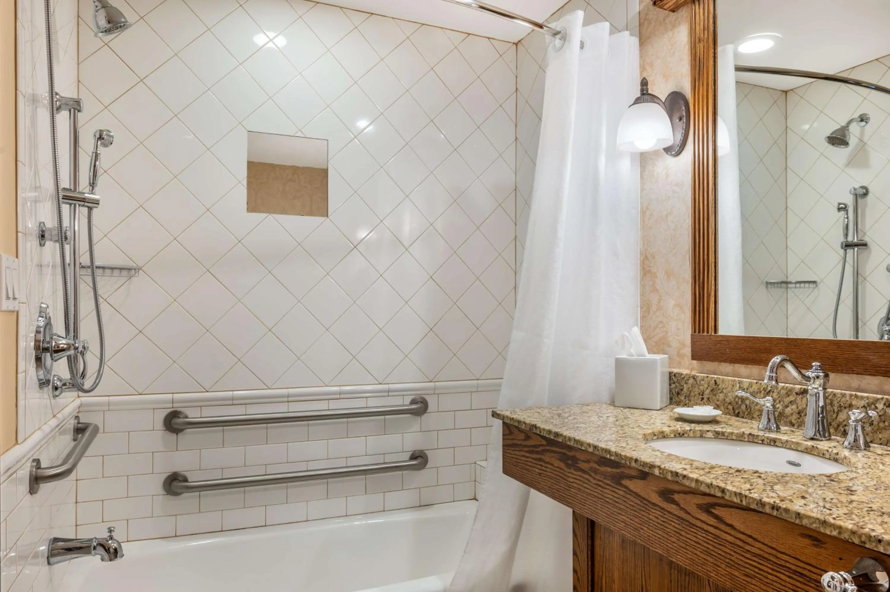 Bathroom in Best Western Premier Mariemont Inn