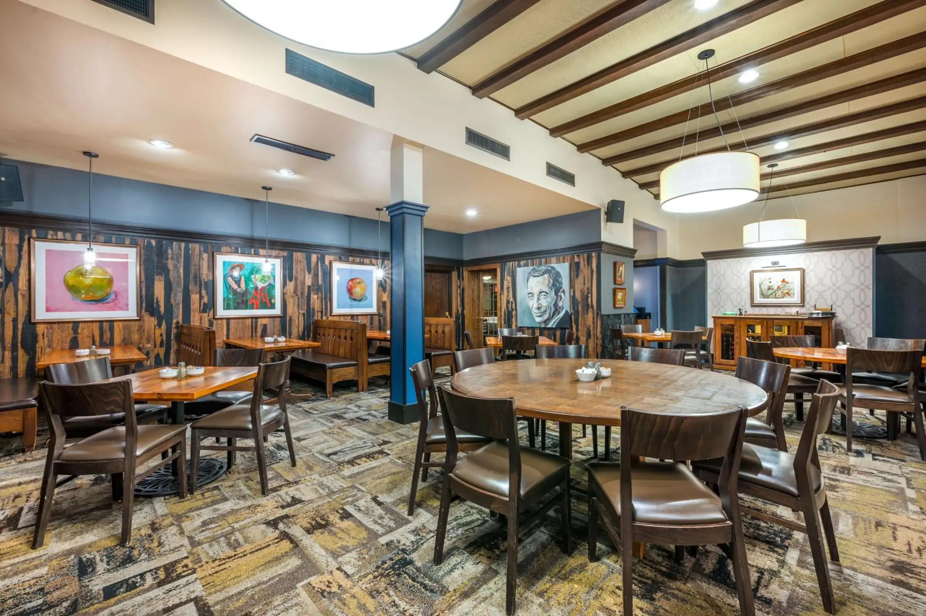 Restaurant/places to eat in Best Western Premier Mariemont Inn Restaurant/places to eat in Best Western Premier Mariemont Inn