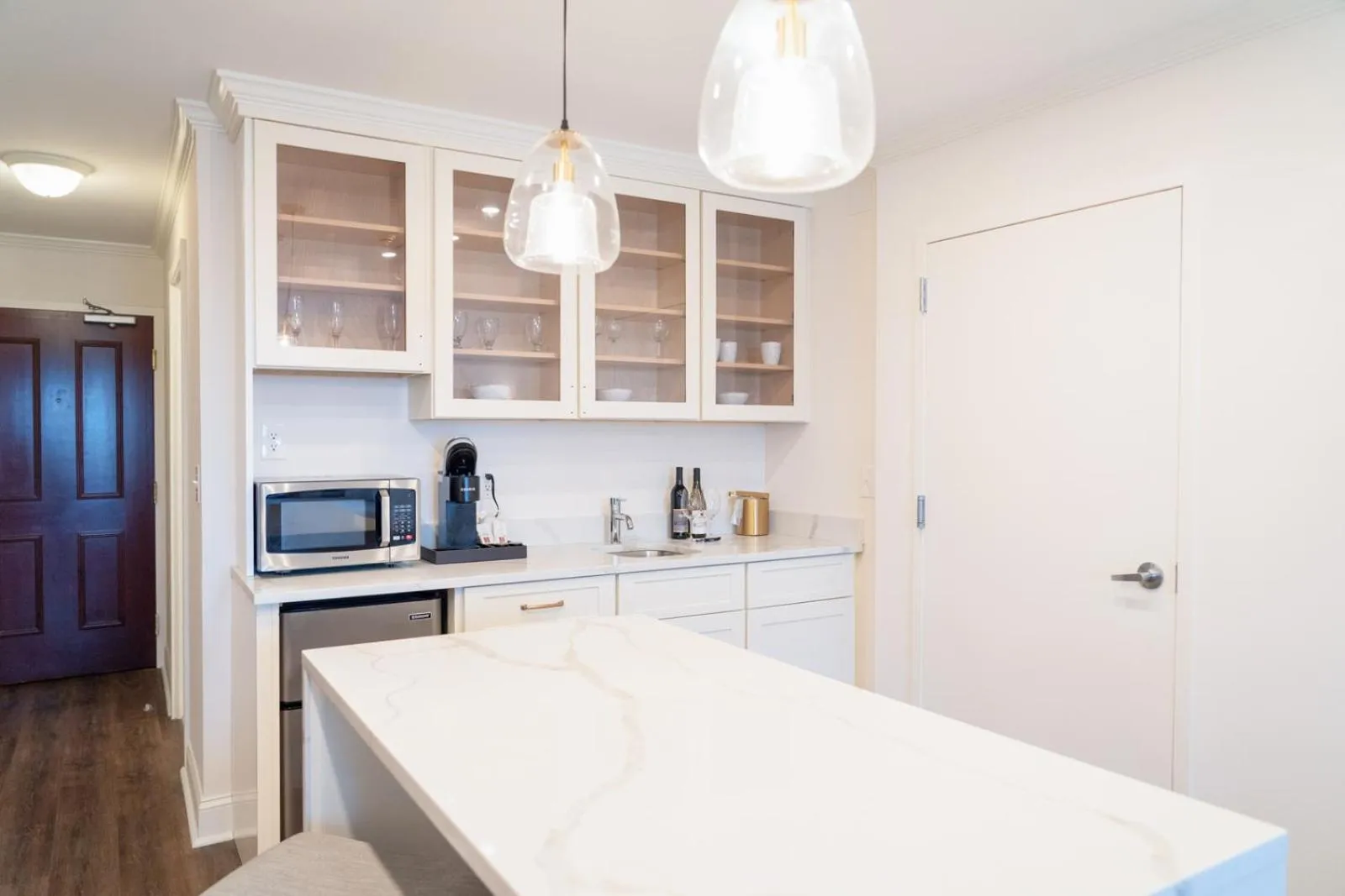 Coffee/tea facilities in Chateau Renault