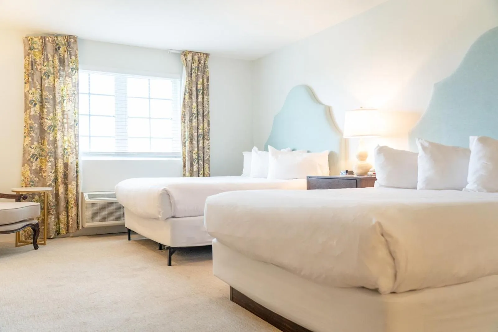 Bed in Chateau Renault