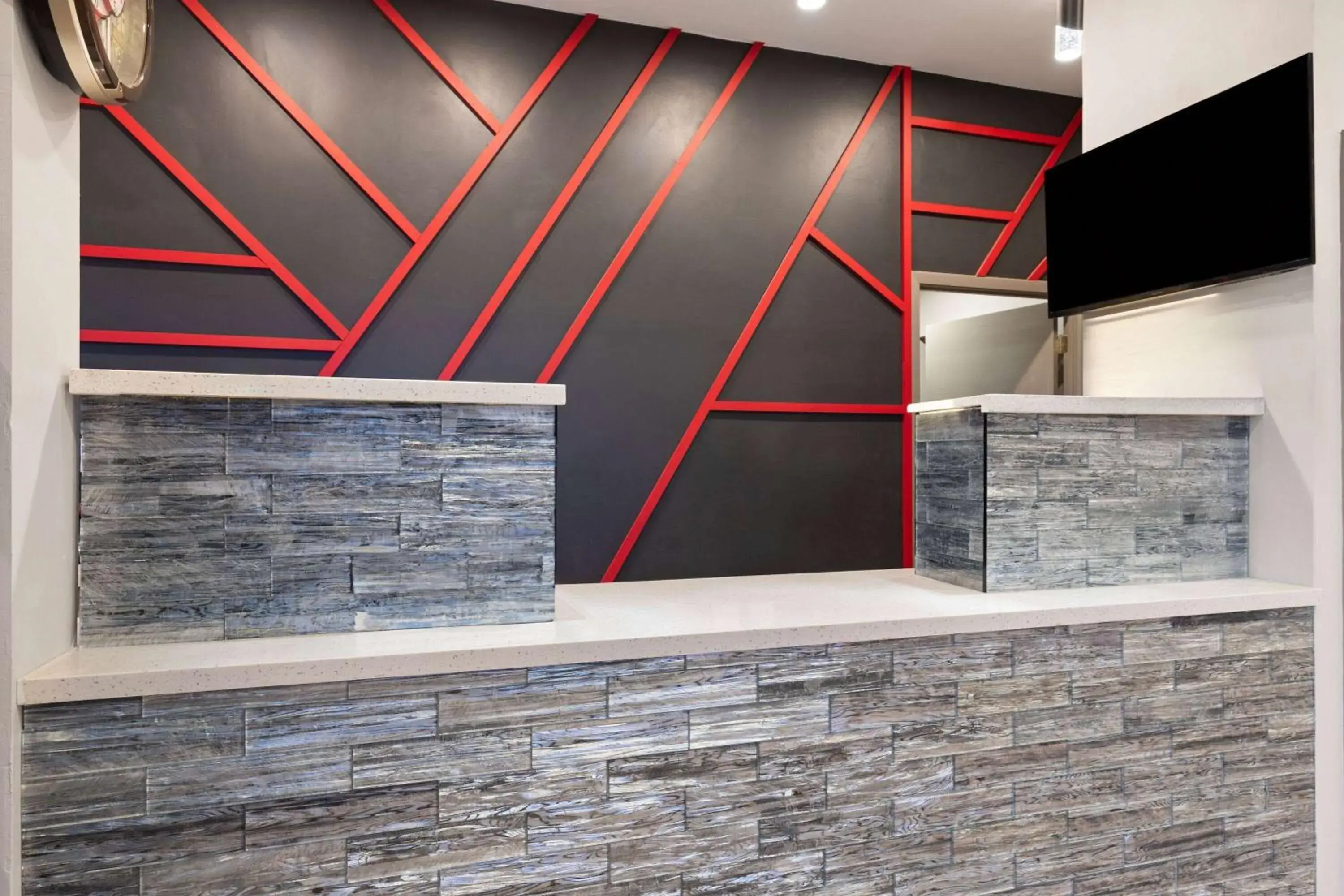 Lobby or reception in Ramada by Wyndham Bainbridge Lobby or reception in Ramada by Wyndham Bainbridge