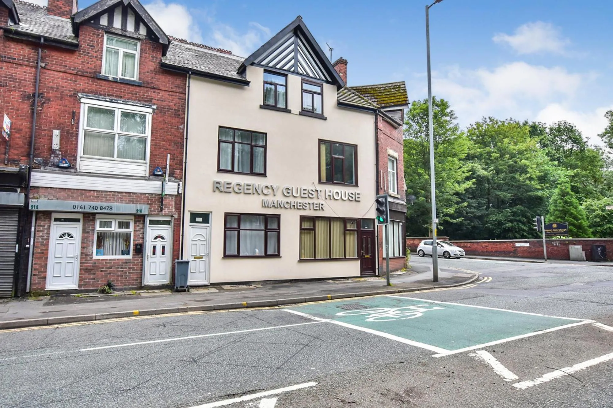 Property building in Regency GuestHouse Manchester North