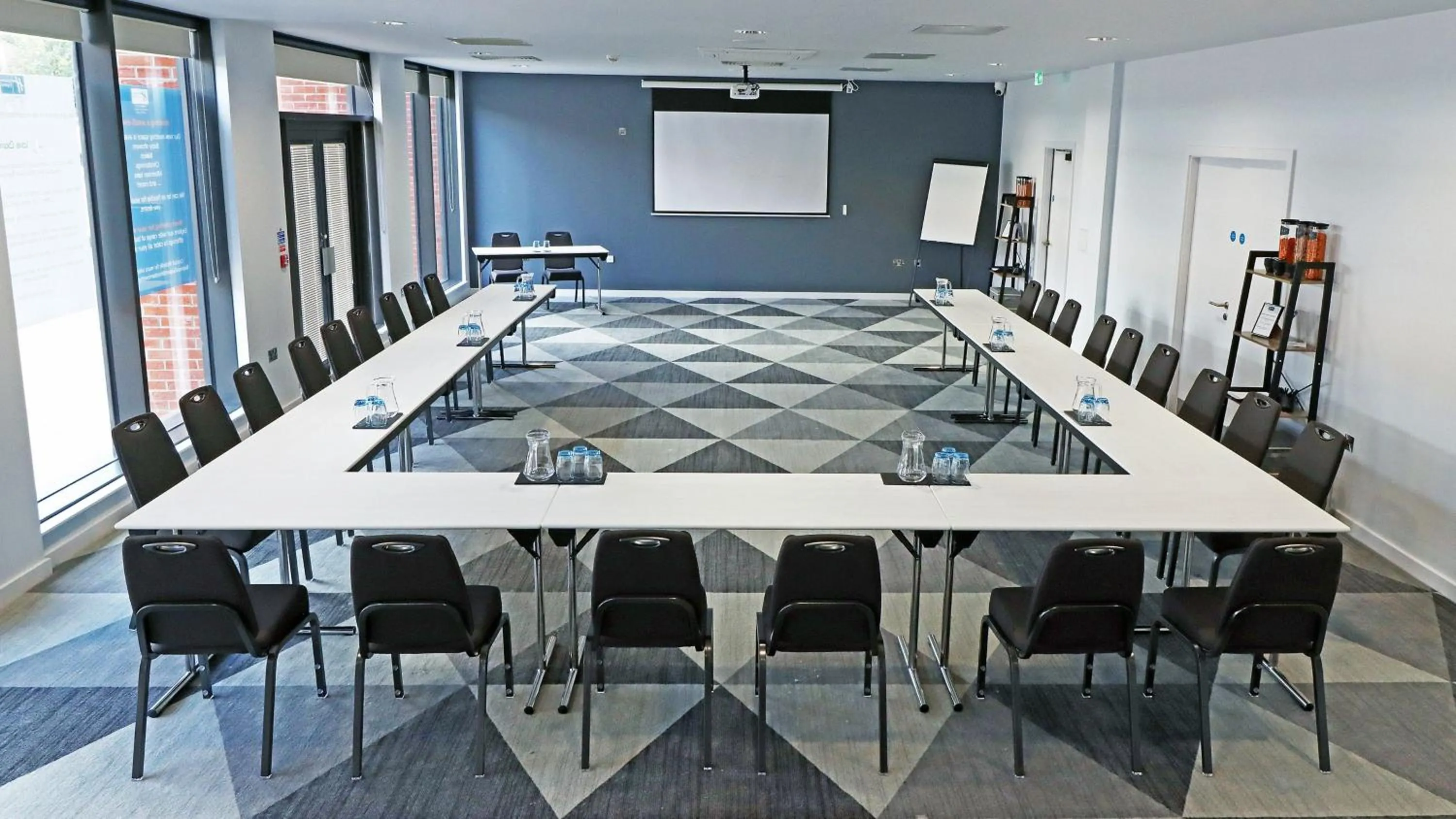 Meeting/conference room in Holiday Inn Express - Barrow-in-Furness & South Lakes by IHG