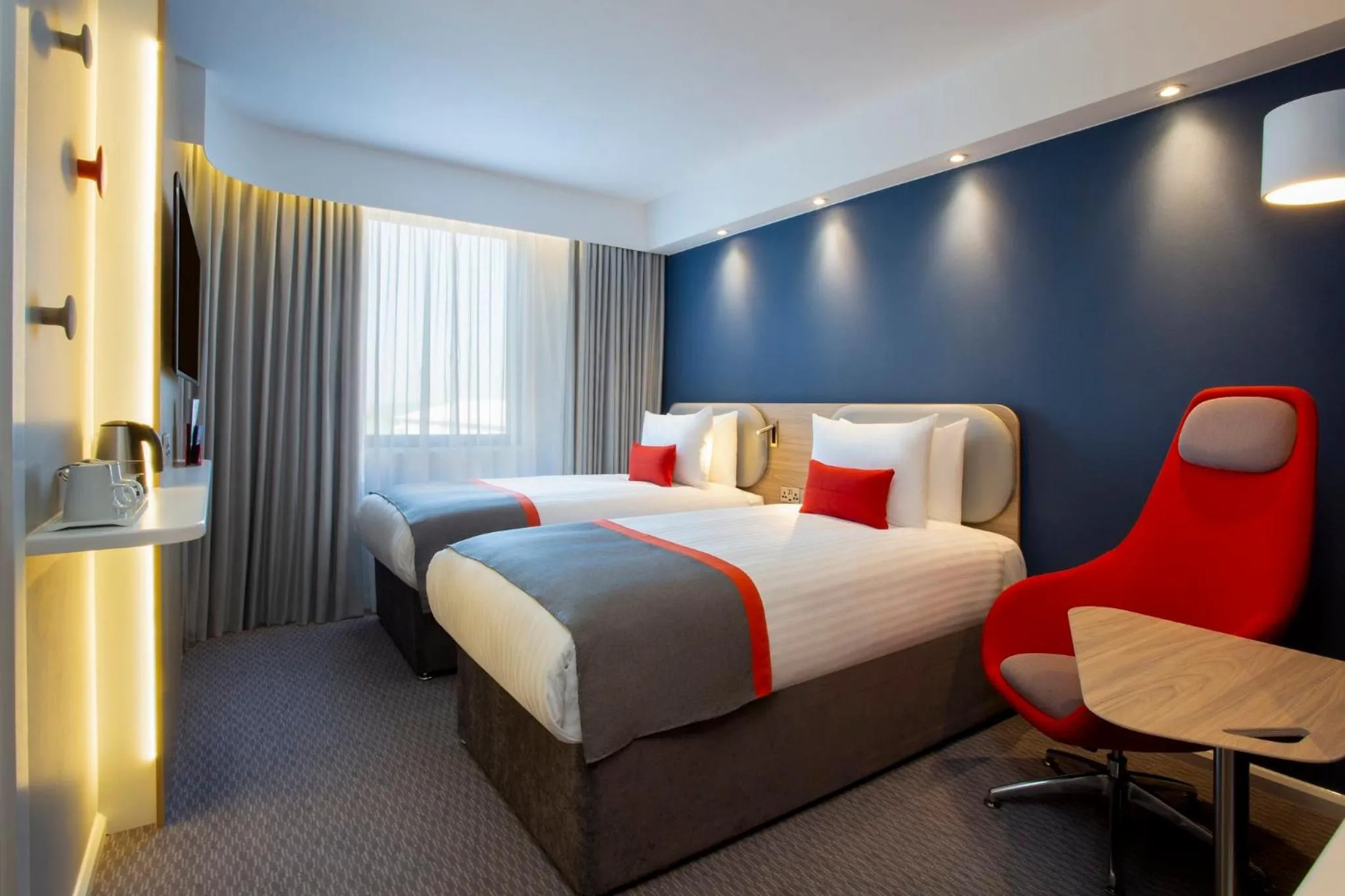 Photo of the whole room, Bed in Holiday Inn Express - Barrow-in-Furness & South Lakes by IHG