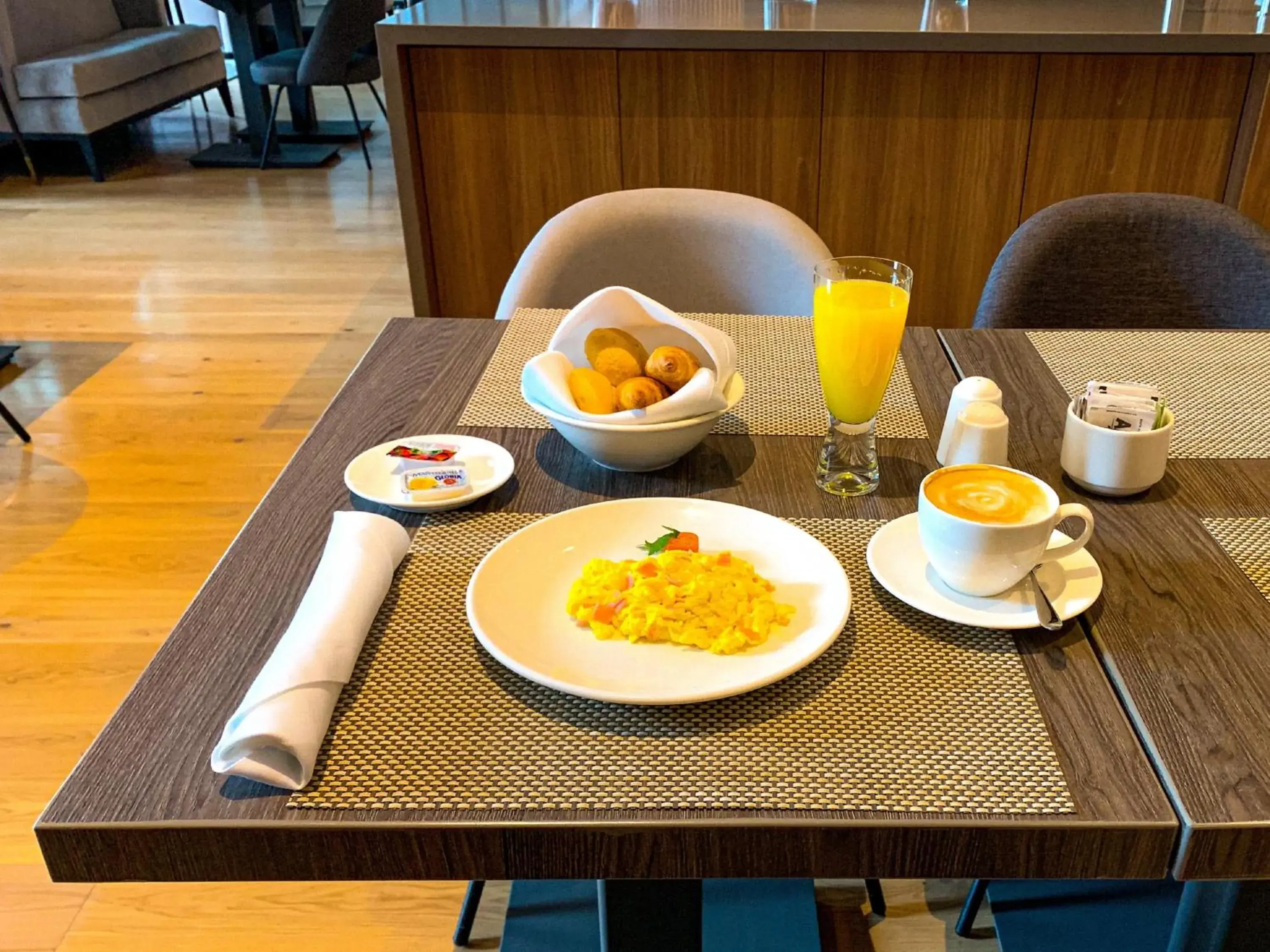 Restaurant/places to eat in Holiday Inn - Lima Miraflores by IHG Restaurant/places to eat in Holiday Inn - Lima Miraflores by IHG