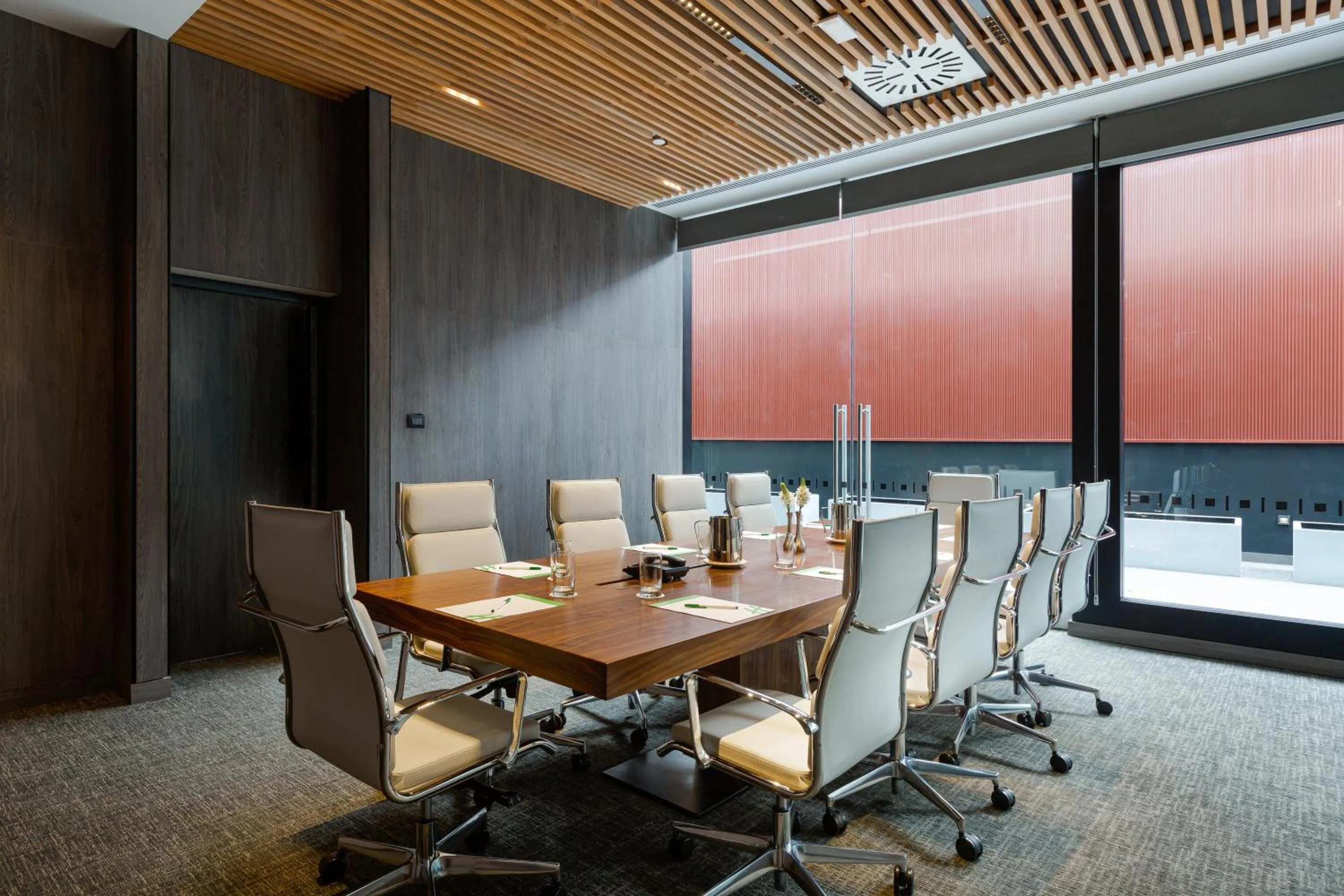 Meeting/conference room in Holiday Inn - Lima Miraflores by IHG