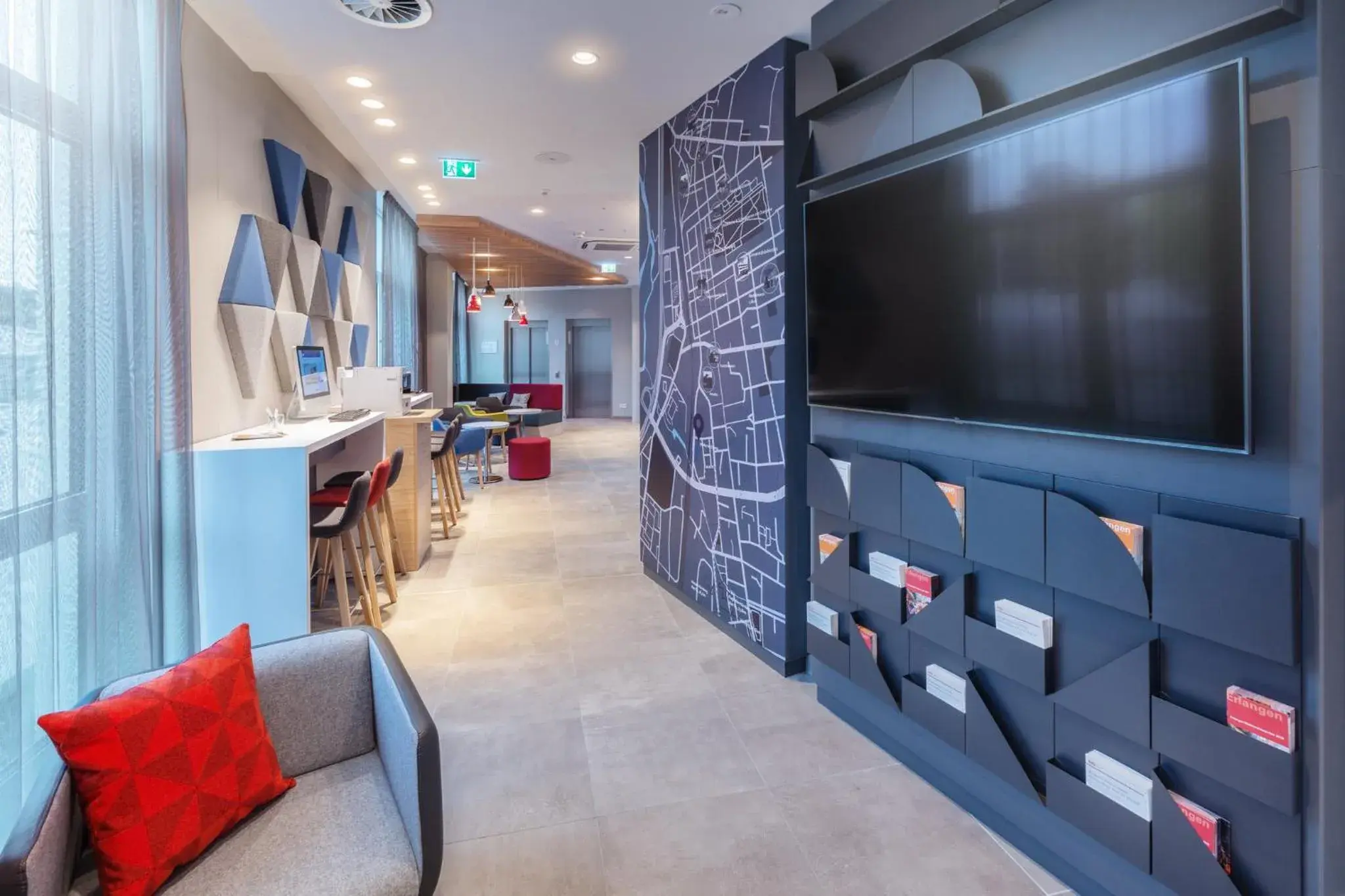 Property building in Holiday Inn Express - Erlangen by IHG Property building in Holiday Inn Express - Erlangen by IHG