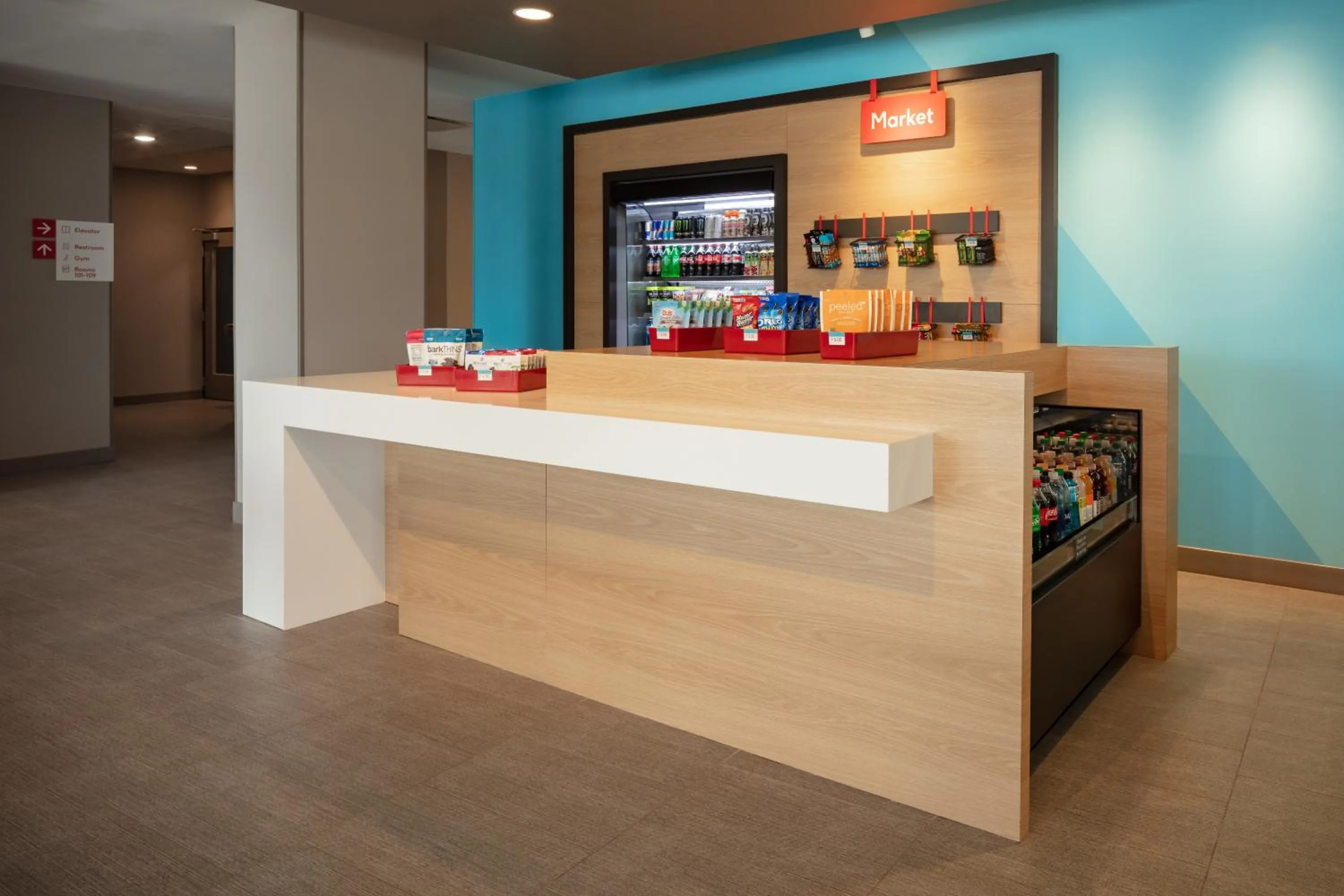 On-site shops in avid hotels - Madison - Monona by IHG
