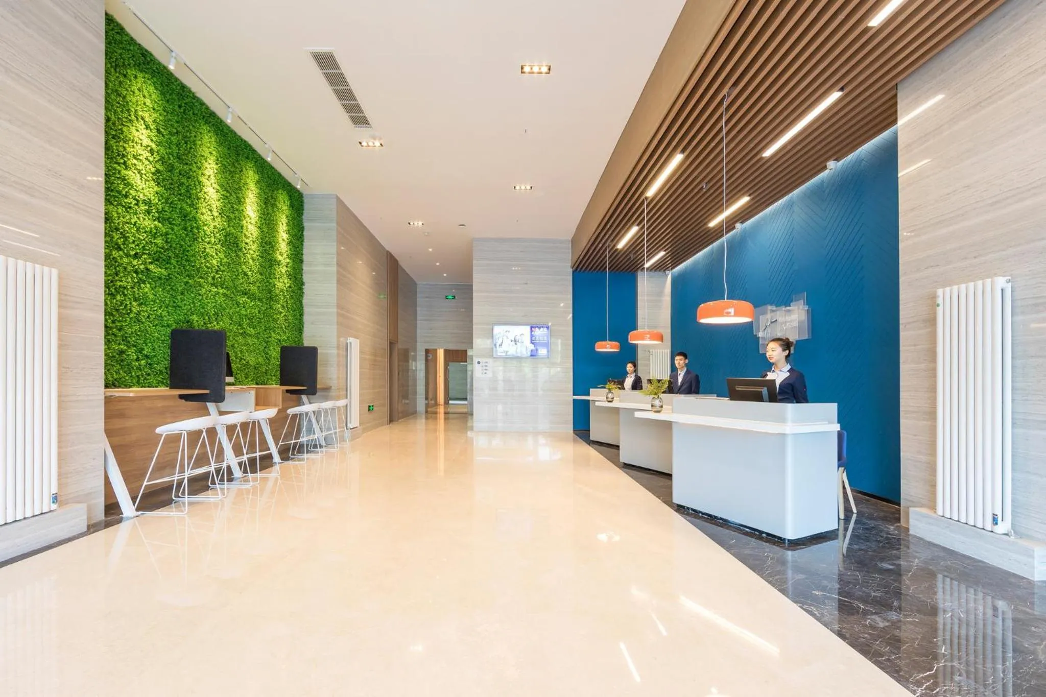 Property building, Lobby/Reception in Holiday Inn Express Xi'an West, an IHG Hotel