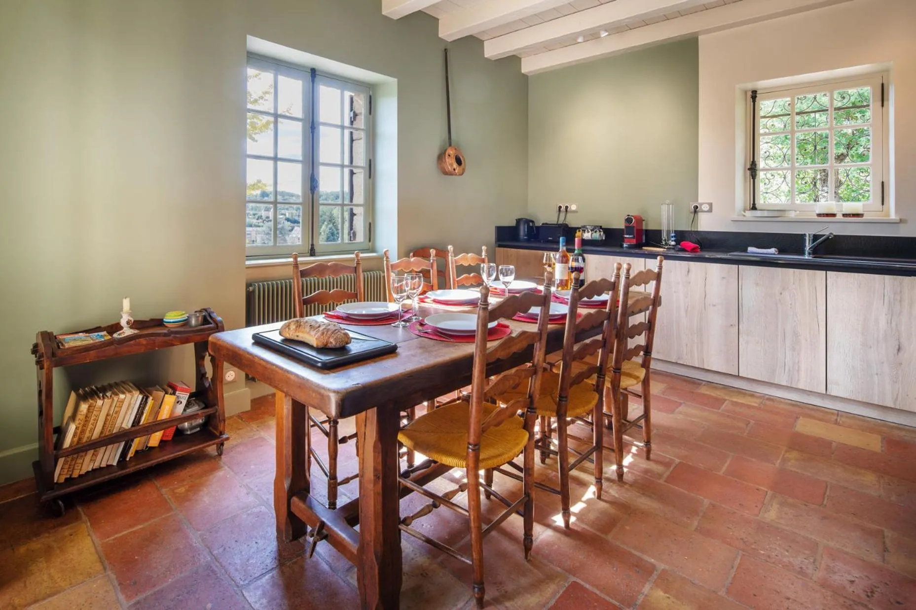 Dining area in La Trappezienne