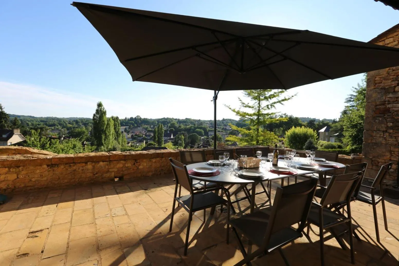 Property building in La Trappezienne