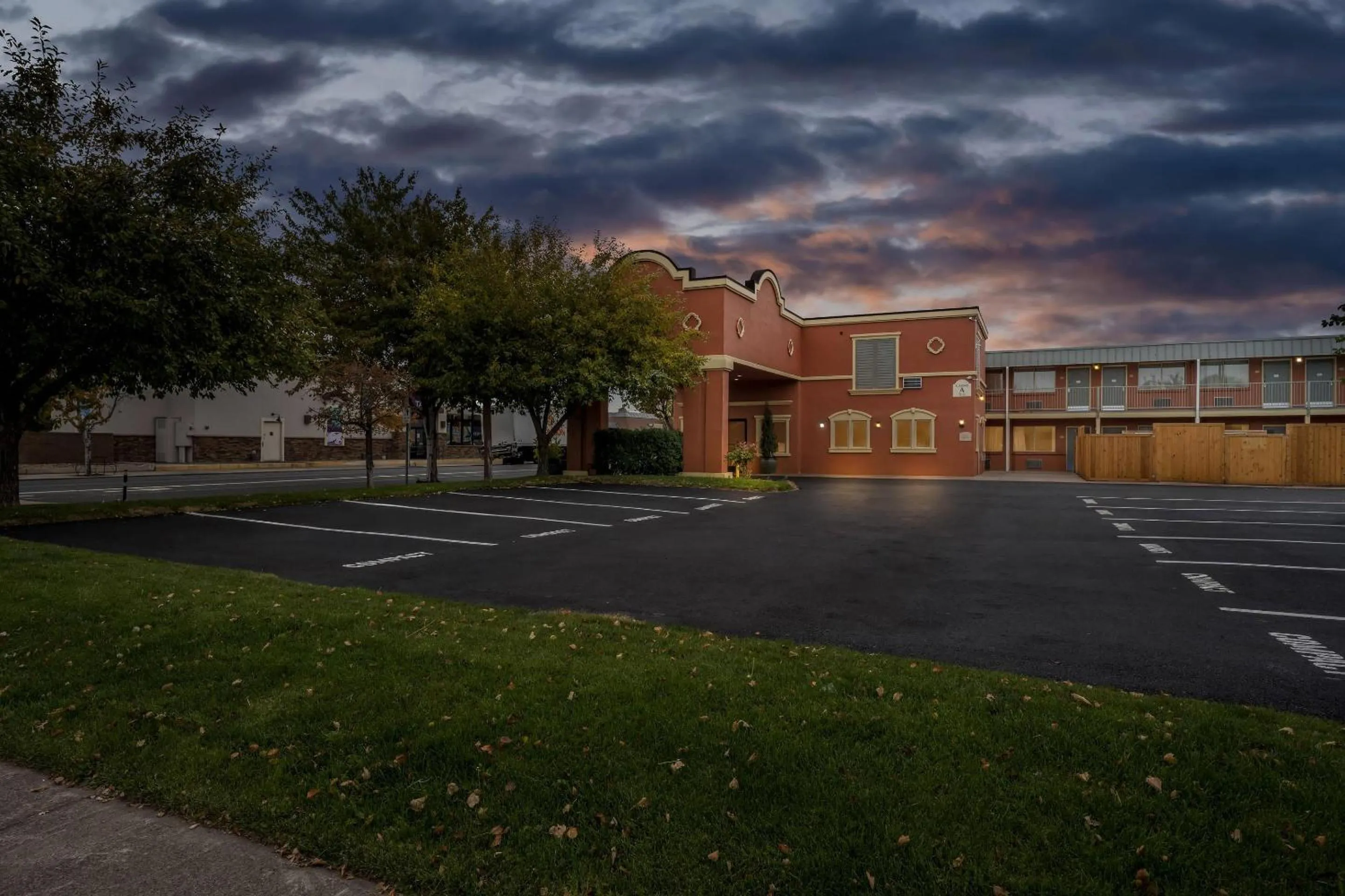 Property building in Quality Inn