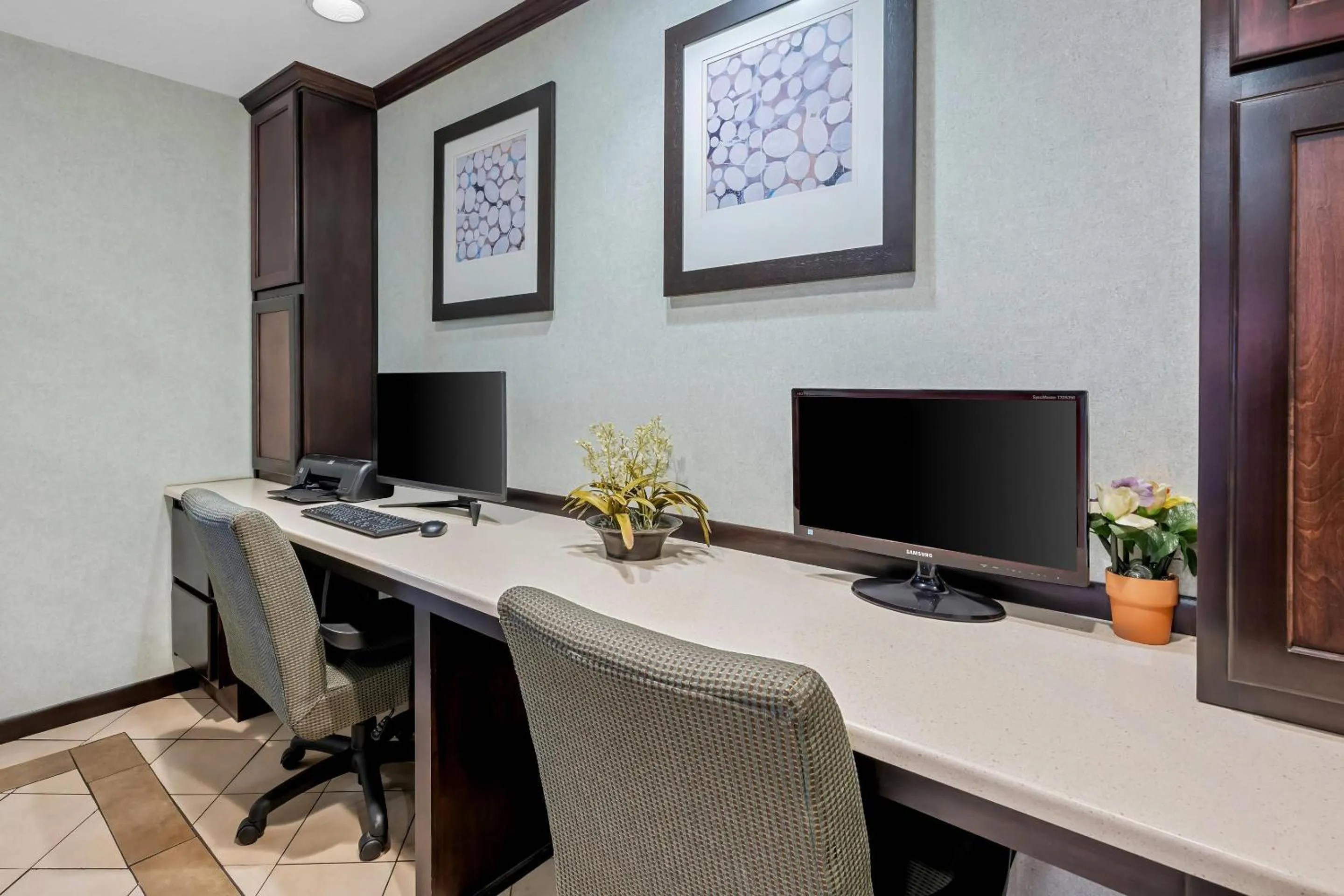 Business facilities in Quality Inn