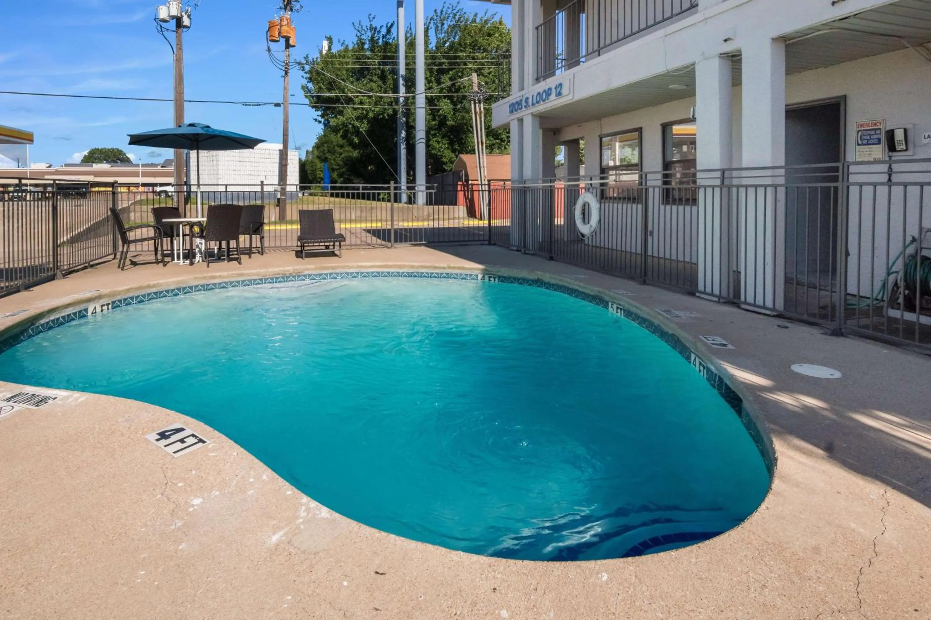 On site in Motel 6 Irving - Loop 12