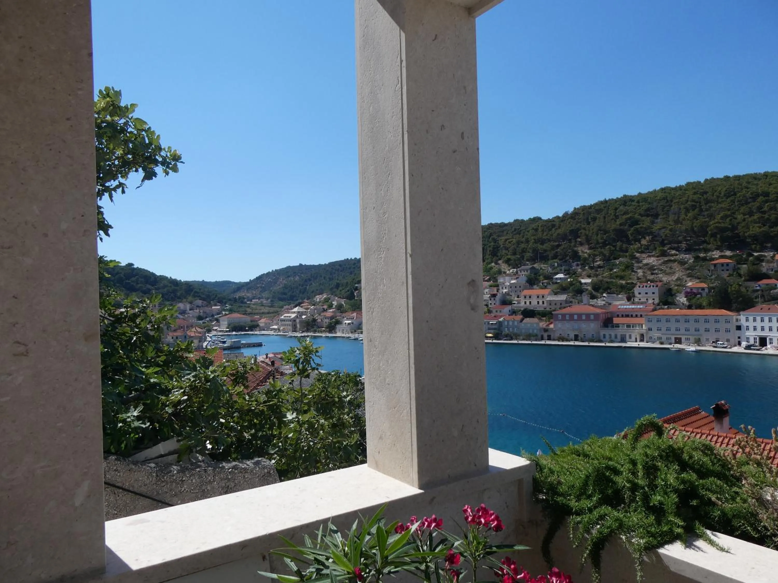 City view in Villa More