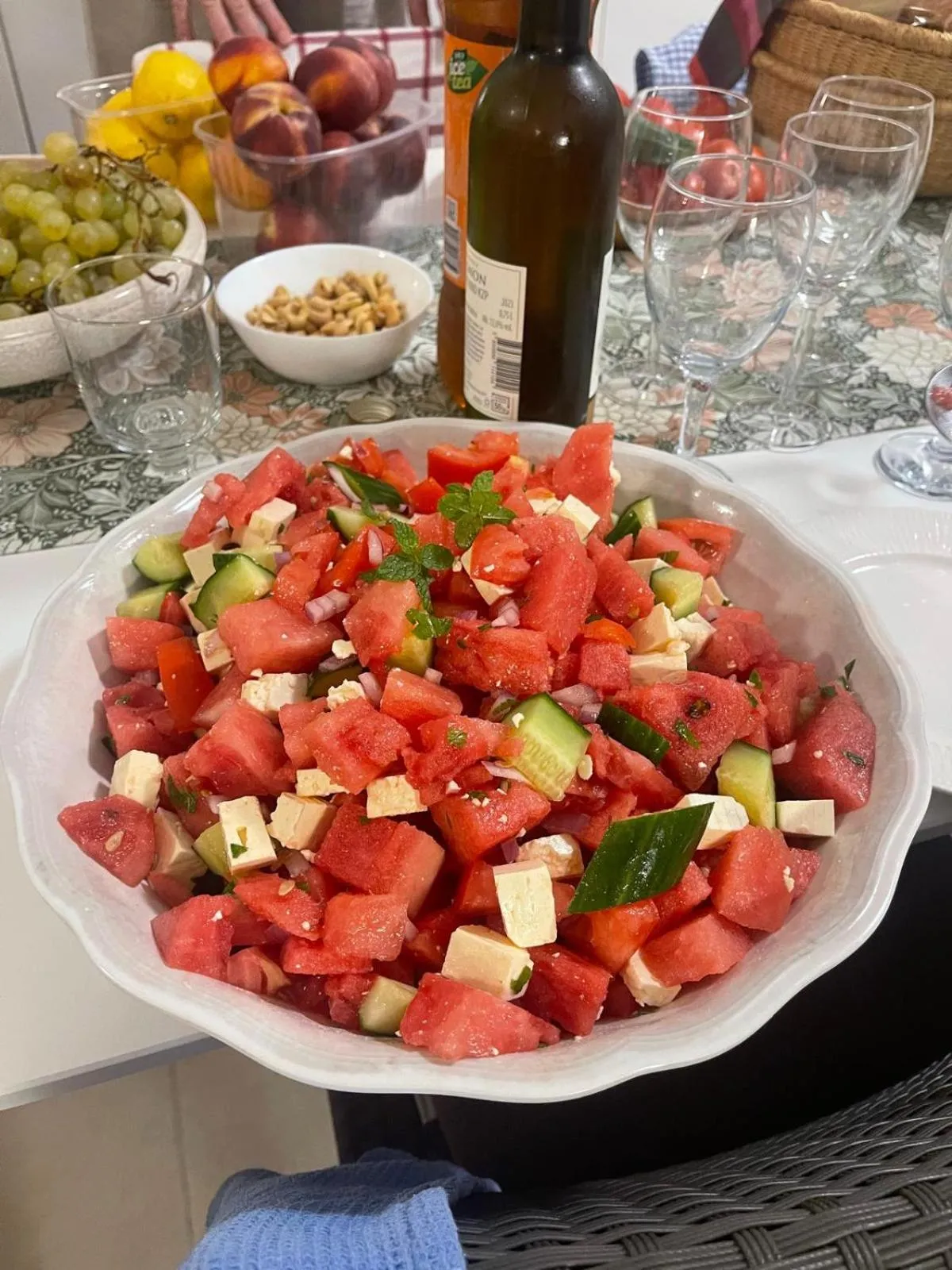 Food and drinks in Villa More