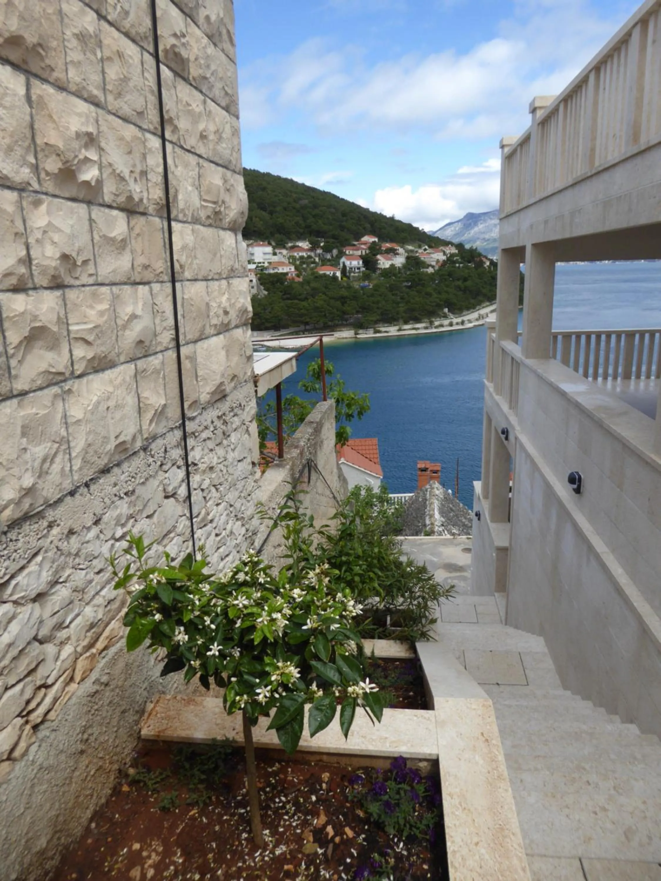 Facade/entrance in Villa More