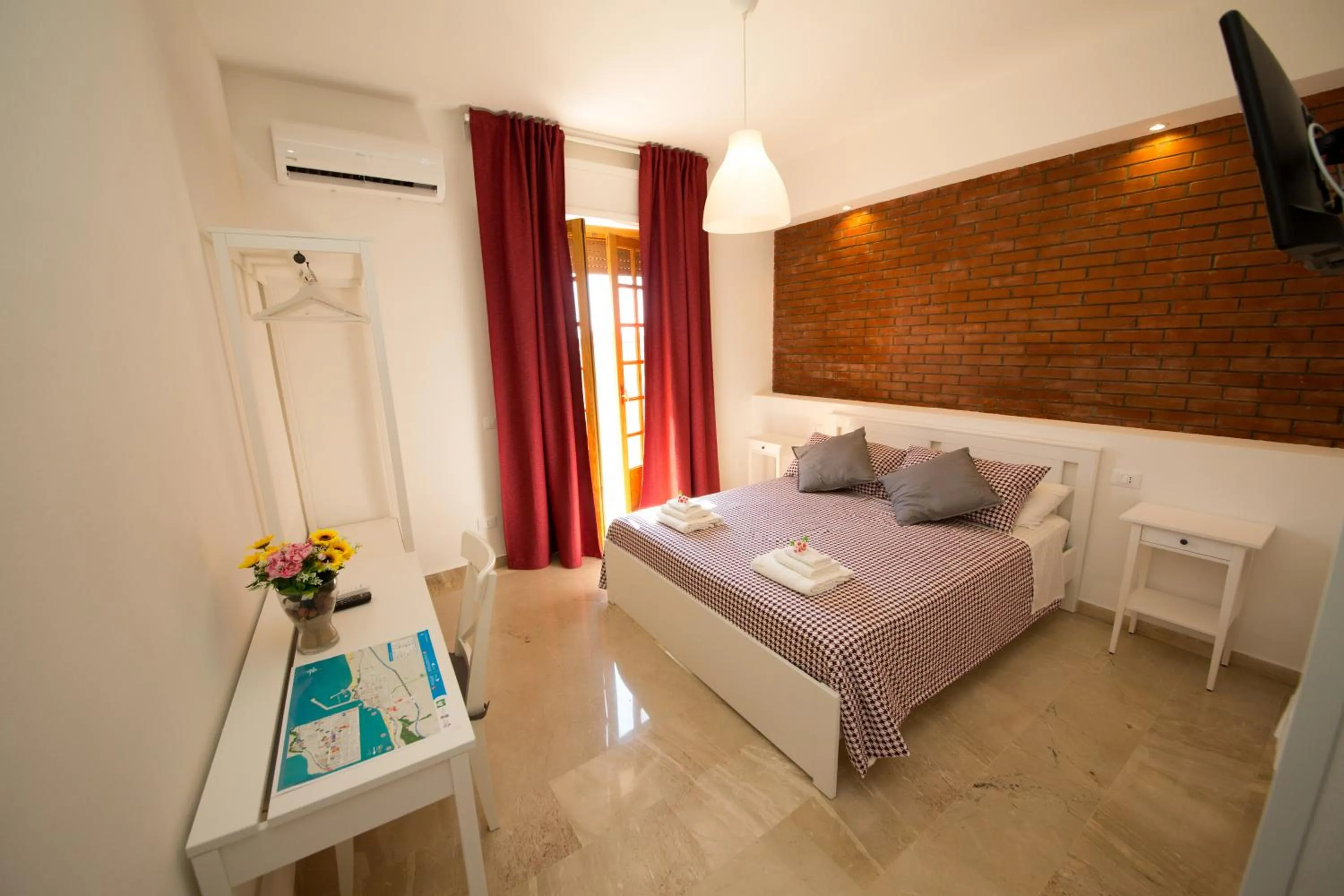 Bed in La Balestra B&B