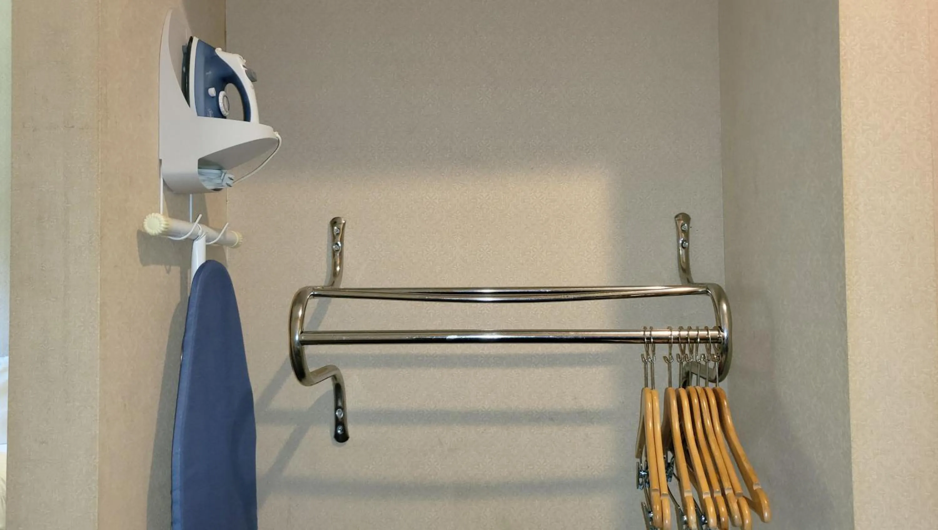 Photo of the whole room in Magnuson Hotel West Liberty