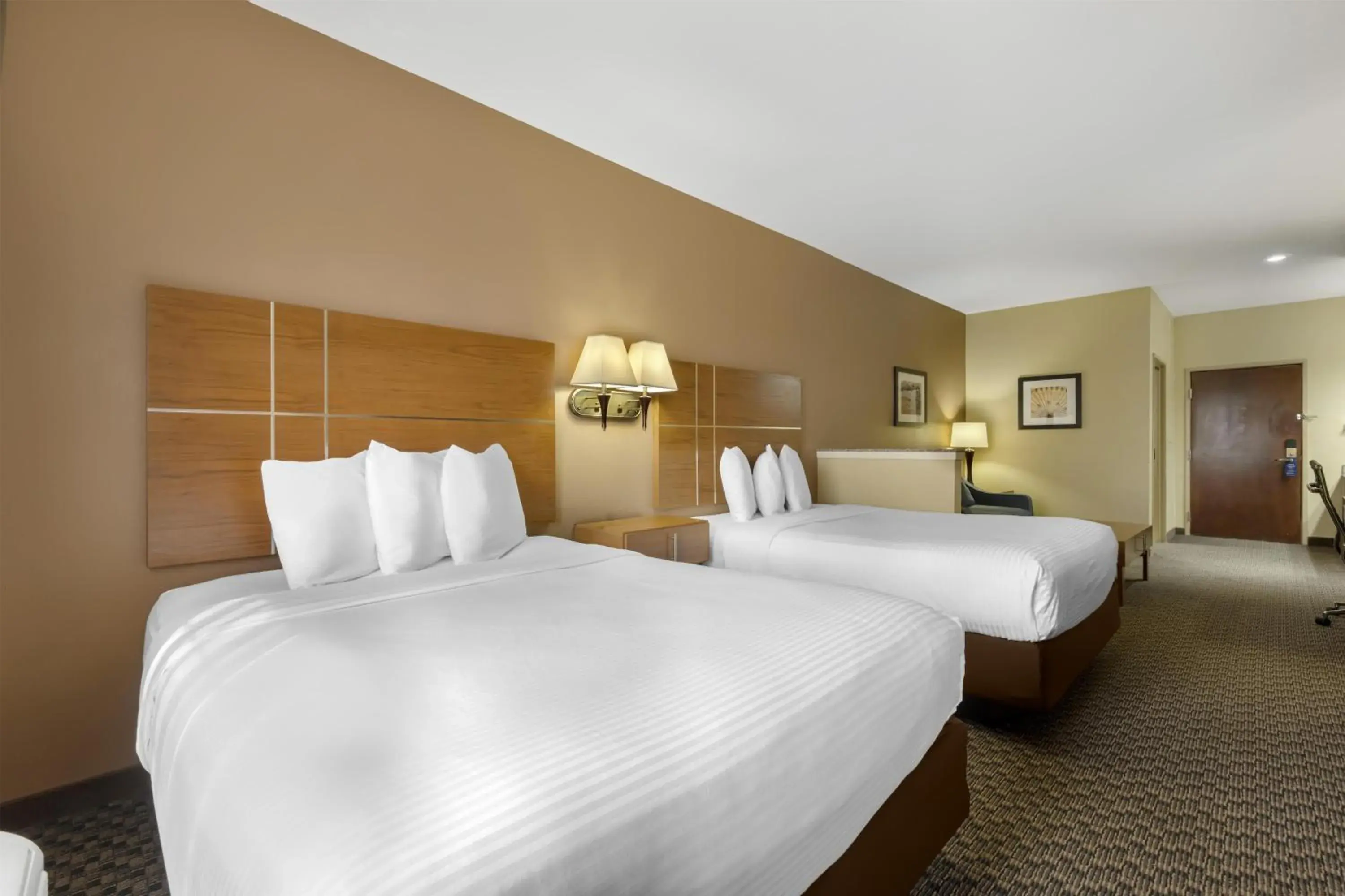 Bedroom, Bed in Best Western Plus Shamrock Inn & Suites Bedroom, Bed in Best Western Plus Shamrock Inn & Suites