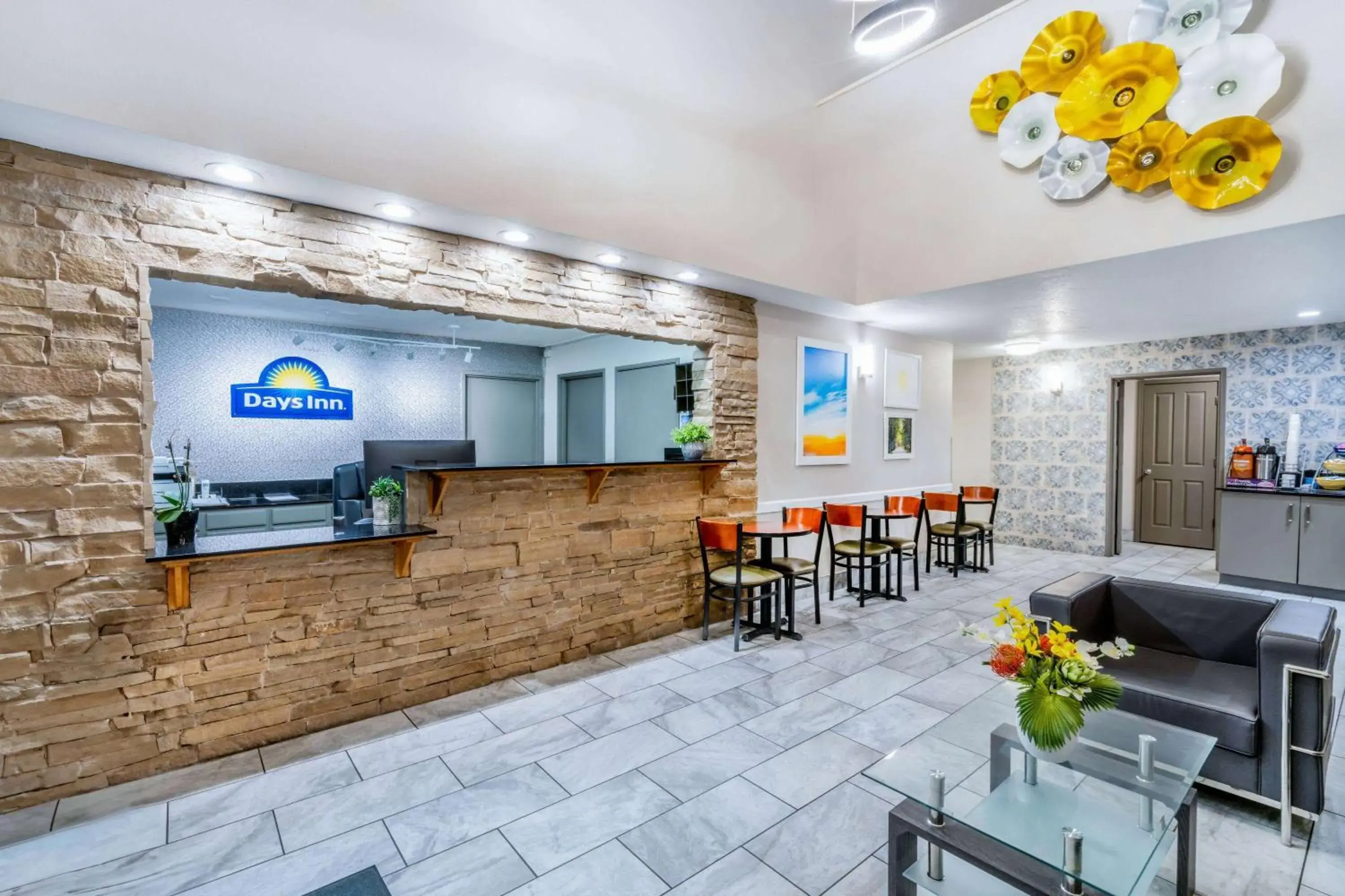 Lobby or reception in Days Inn by Wyndham Los Lunas Lobby or reception in Days Inn by Wyndham Los Lunas