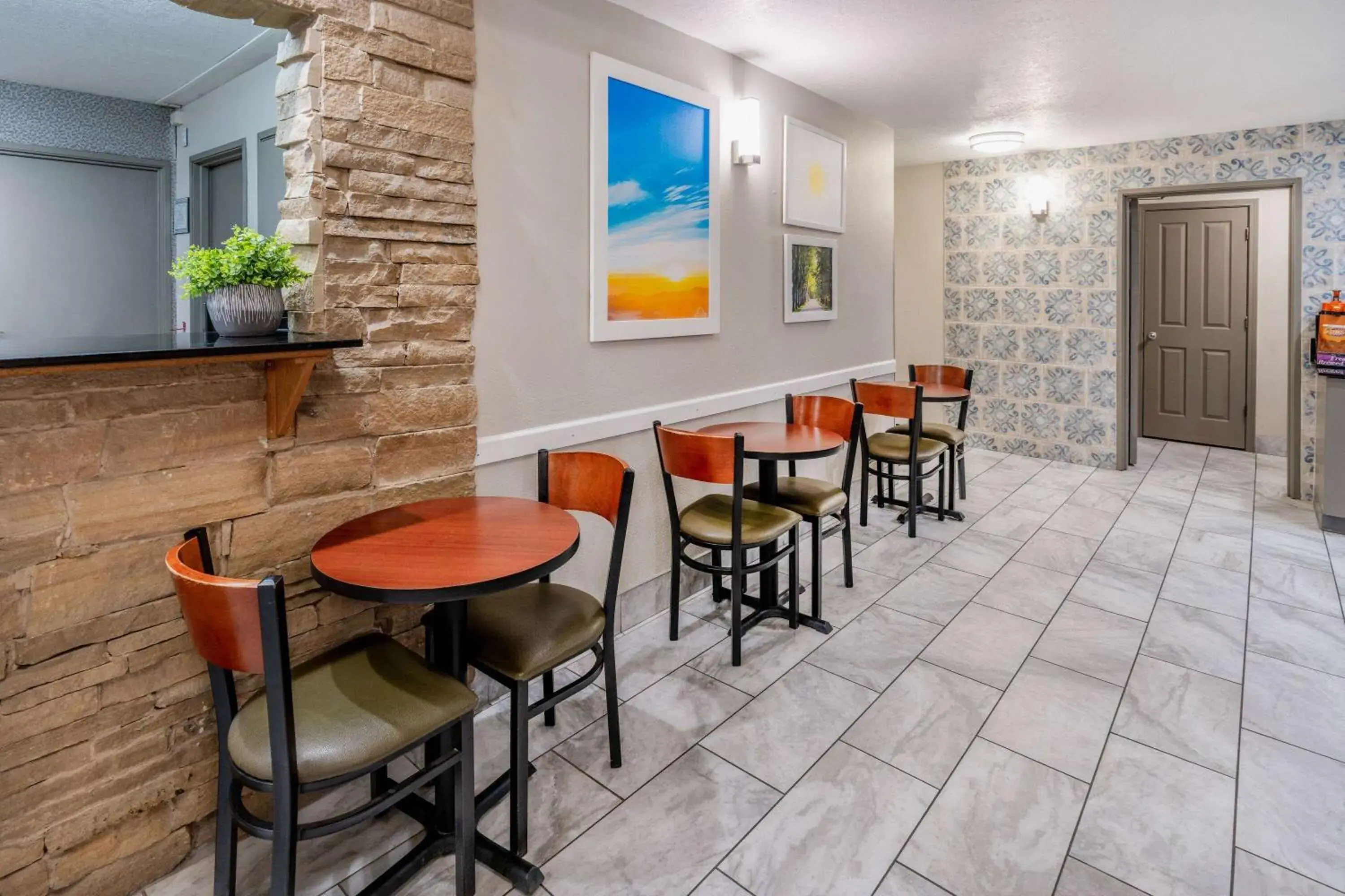 Lobby or reception in Days Inn by Wyndham Los Lunas Lobby or reception in Days Inn by Wyndham Los Lunas