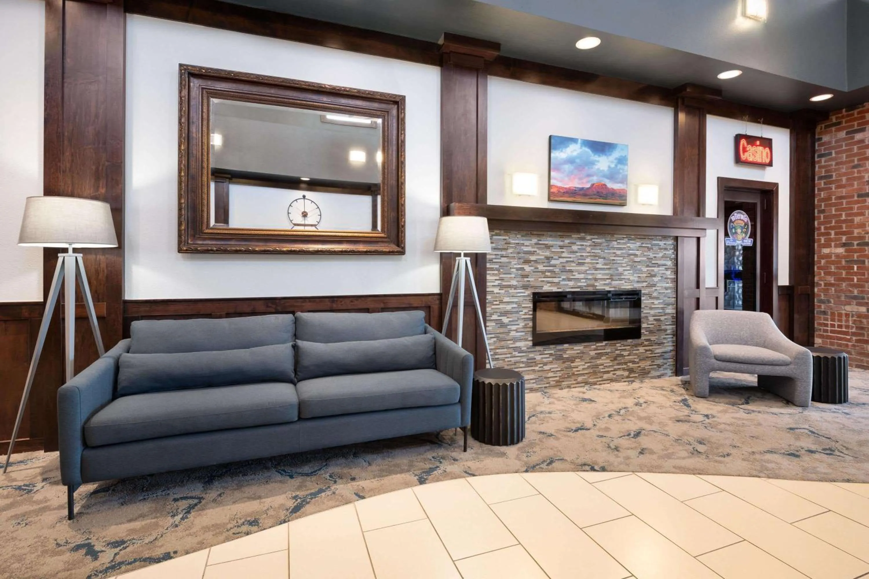 Lobby or reception in Super 8 by Wyndham Conrad