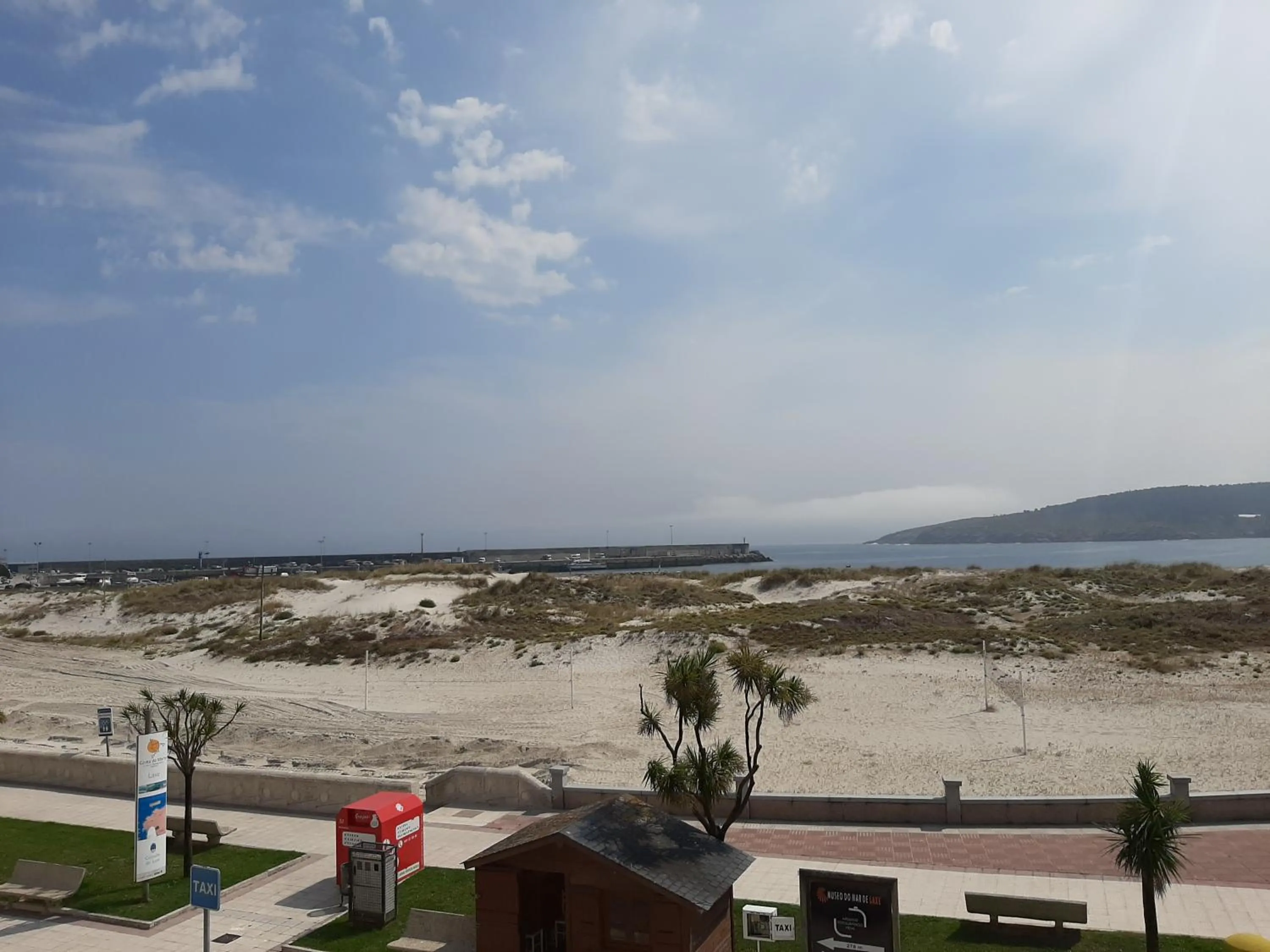 Beach in Hotel Boutique O Náutico Laxe