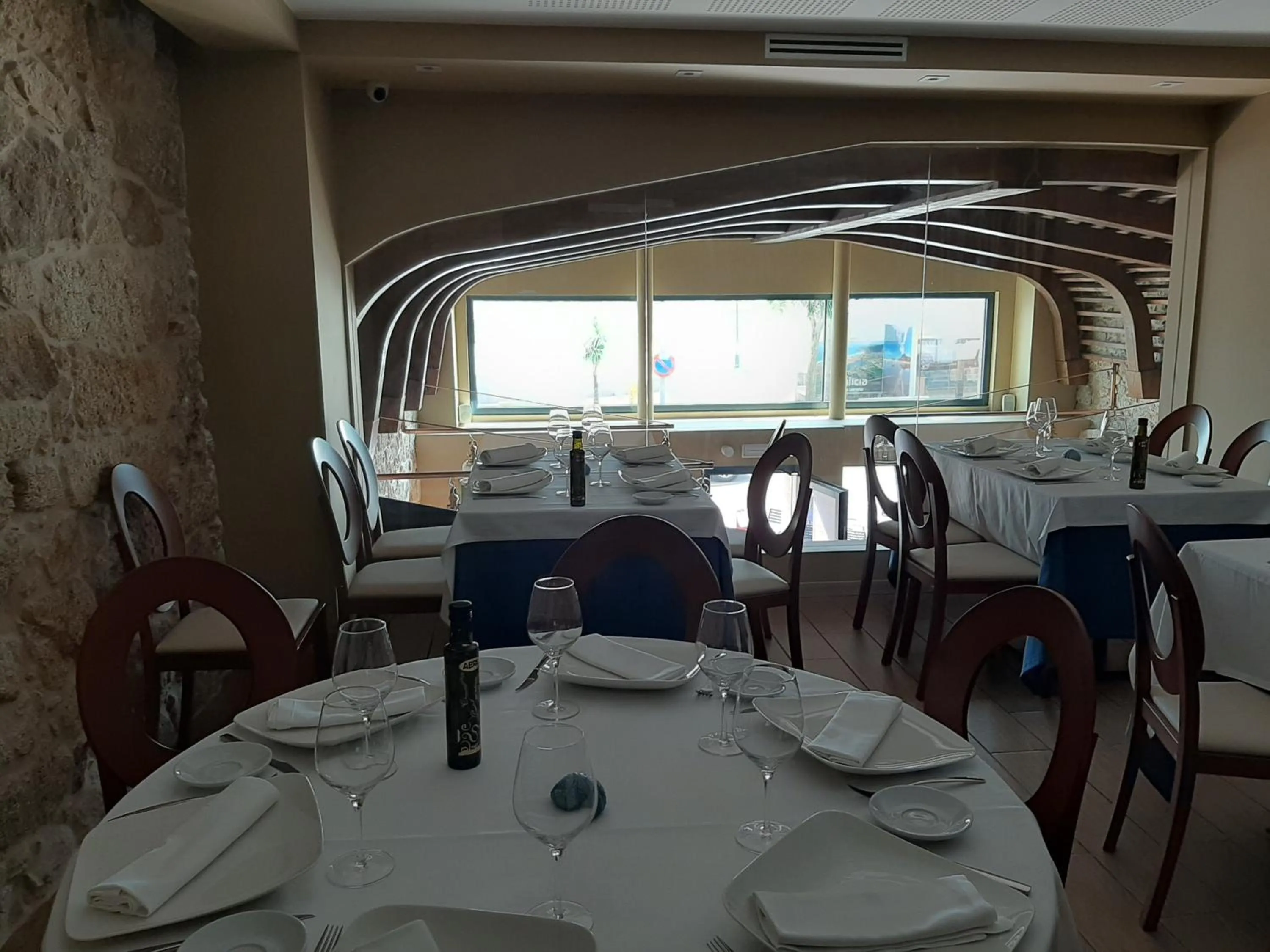 Restaurant/places to eat in Hotel Boutique O Náutico Laxe